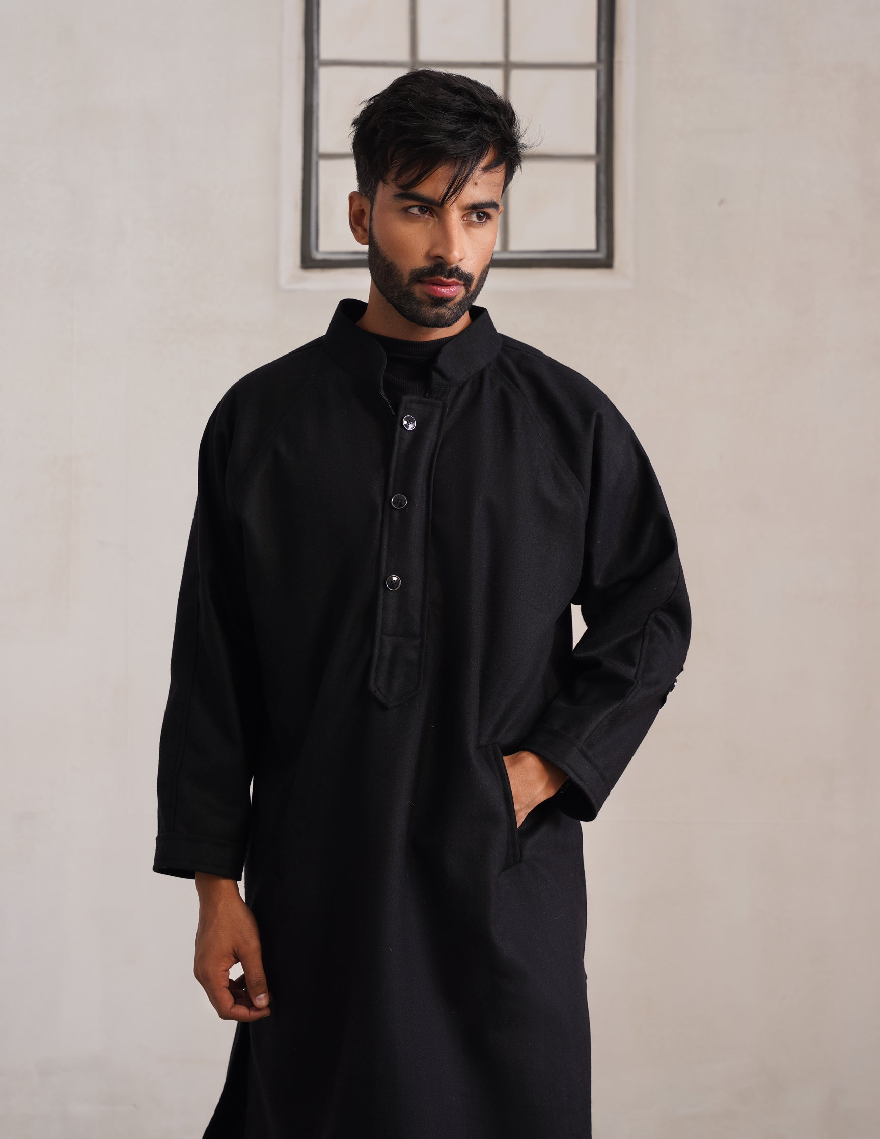 Black Chinese Collar Long Coat-Style Men’s Phiran – Kashmiri Tweed Winter Pheran | HAIDER - Kashmir Box
