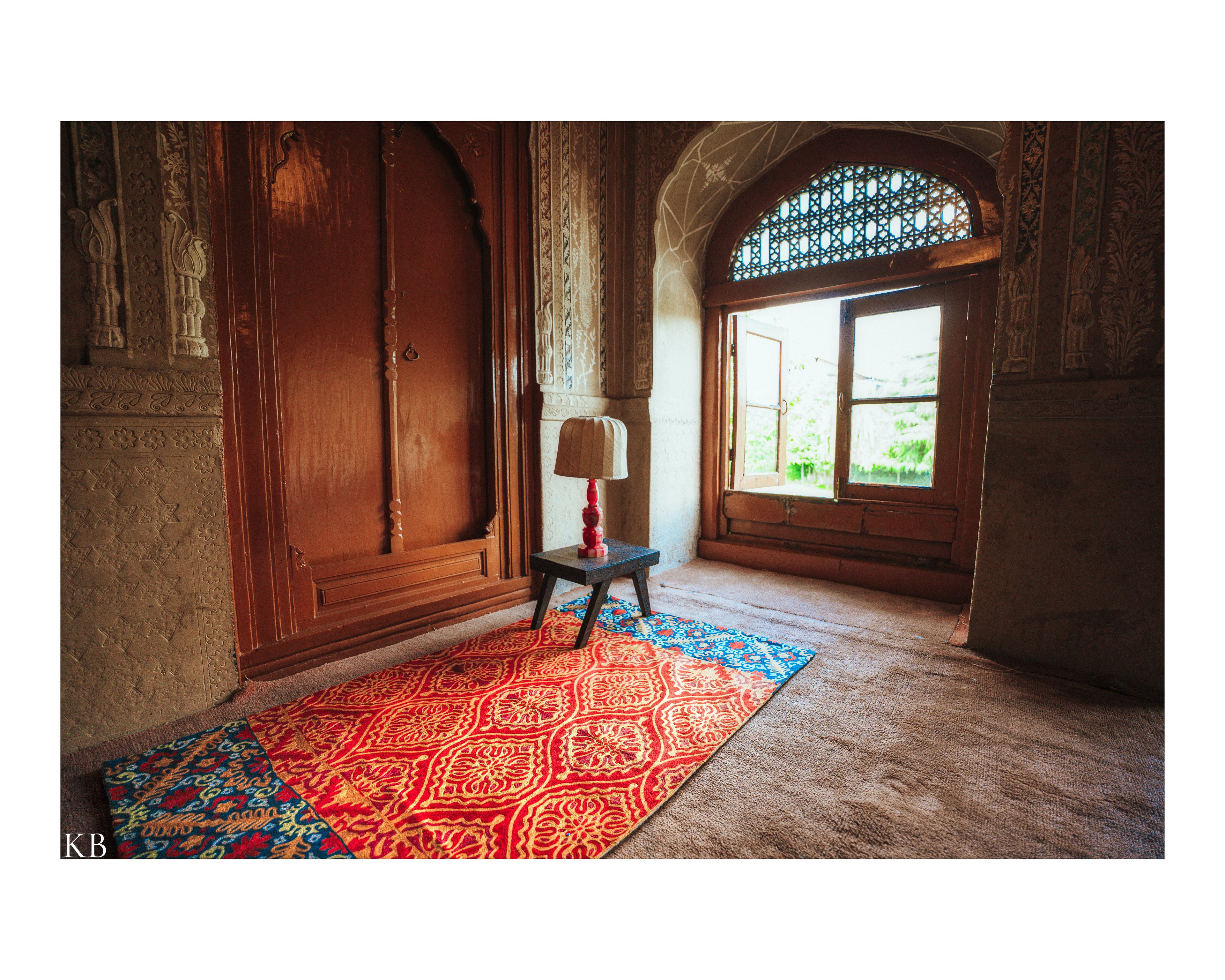 Diwan-e-Khas Kashmiri Pinjrakari Rug - Kashmir Box