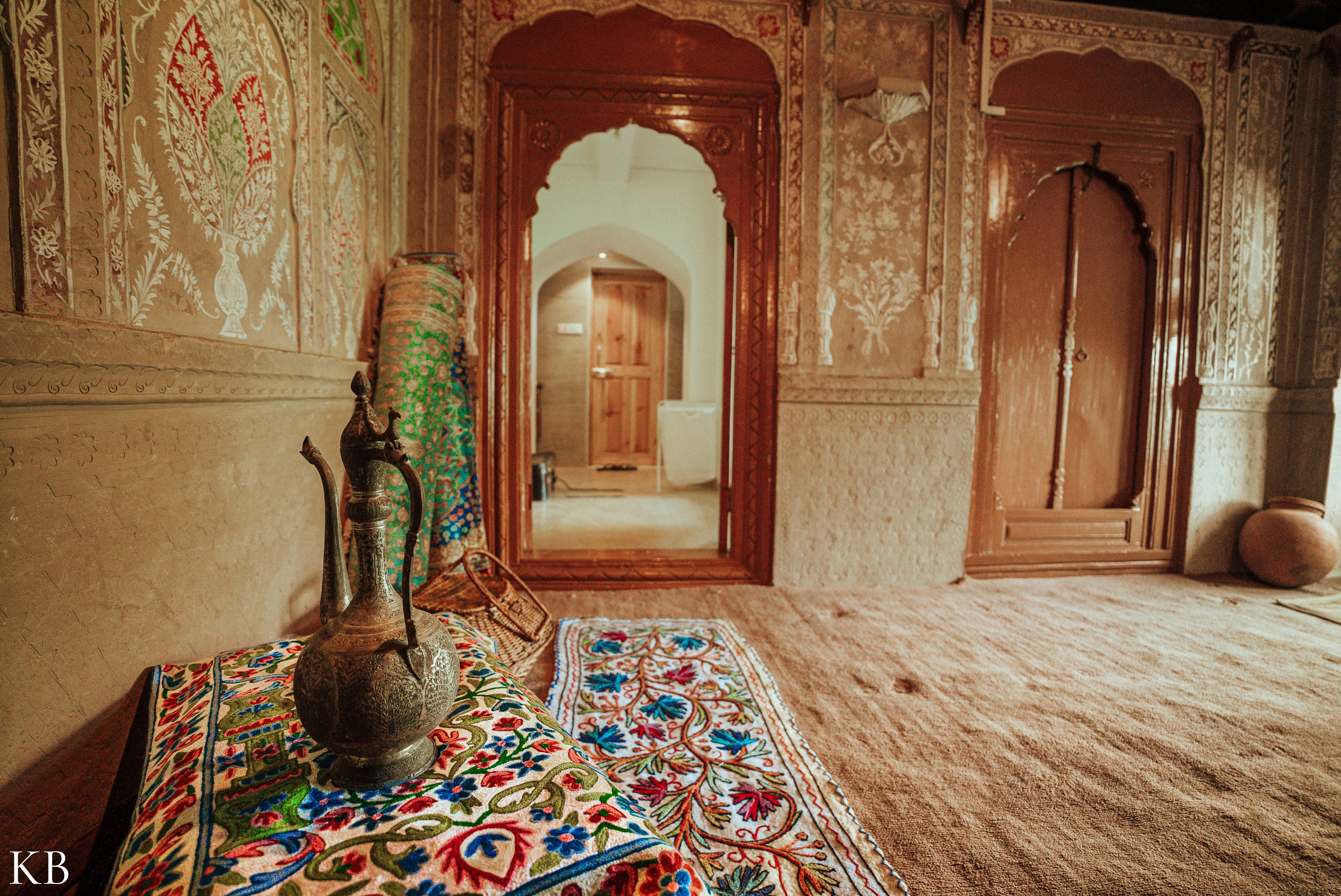 Diwan-e-Khas Kashmiri Regal Rug - Kashmir Box