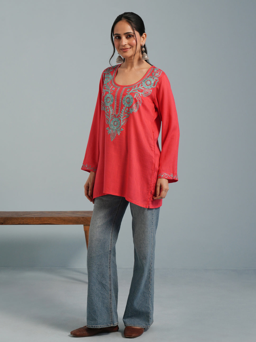 Pink Kashmiri Aari Embroidered Rayon Kurta