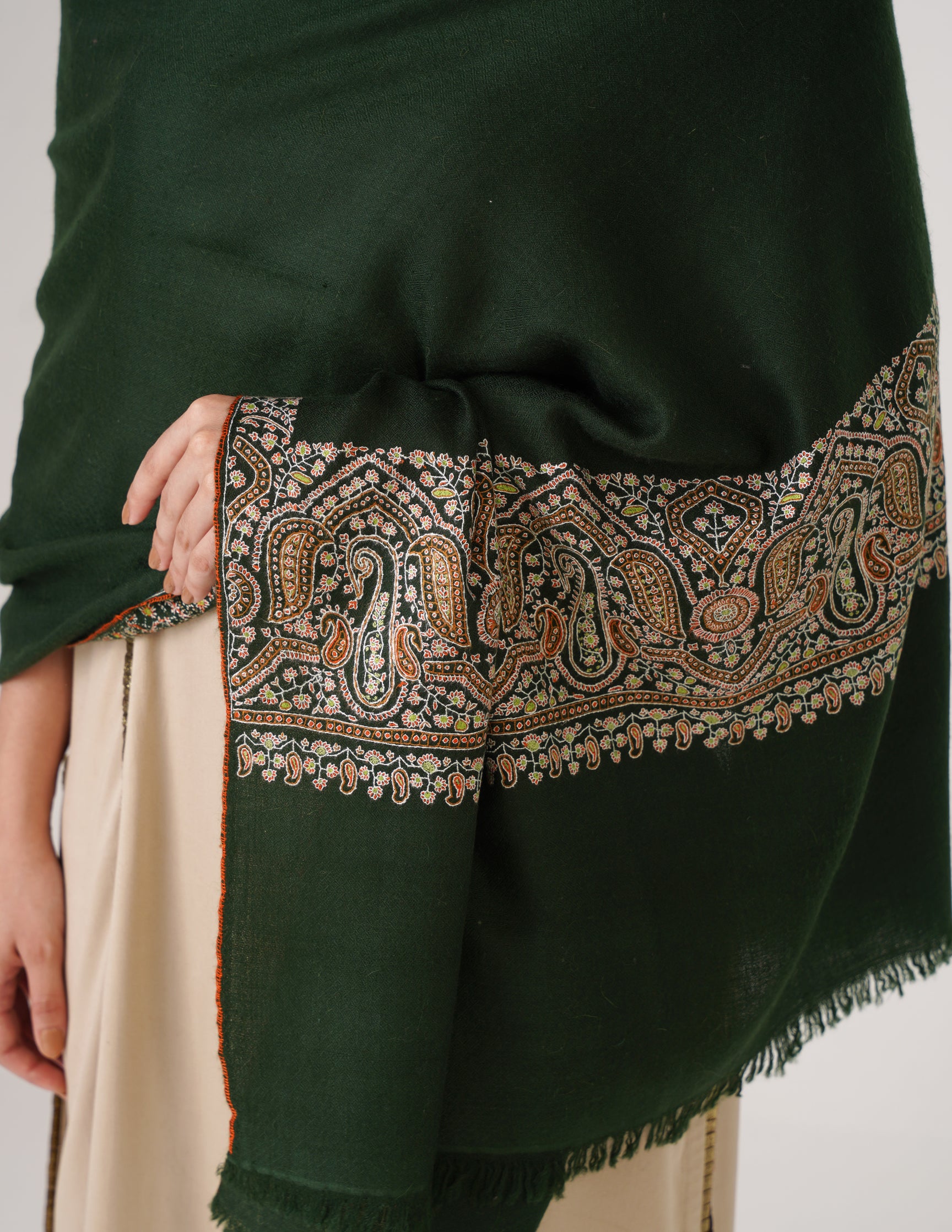 Kashmiri Handwoven Pashmina Sozni Stole Palladar – Bottle Green | Handwoven Heritage - Kashmir Box