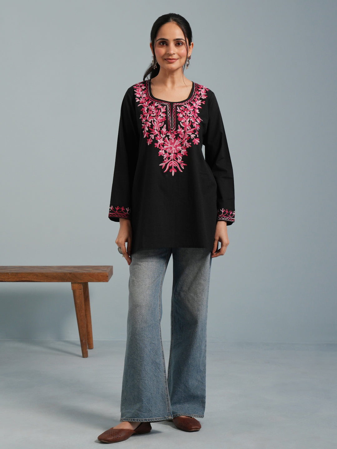 Black Kashmiri Aari Embroidered Rayon Kurta