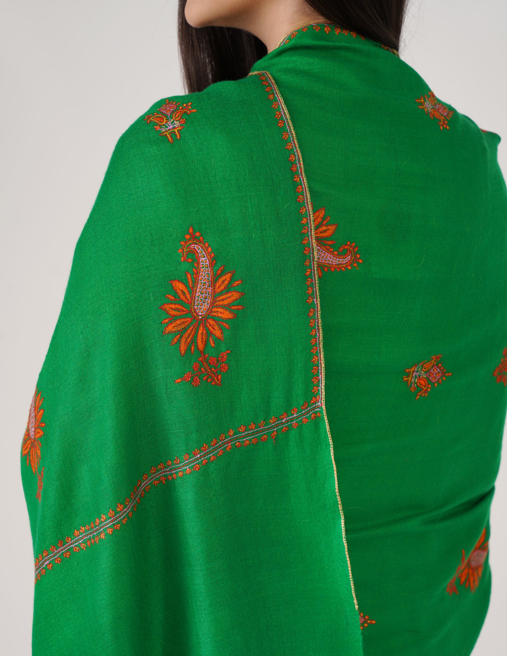 Kashmiri Handwoven Pashmina Sozni Stole Bootidar – Bright Green | Handwoven Heritage - Kashmir Box