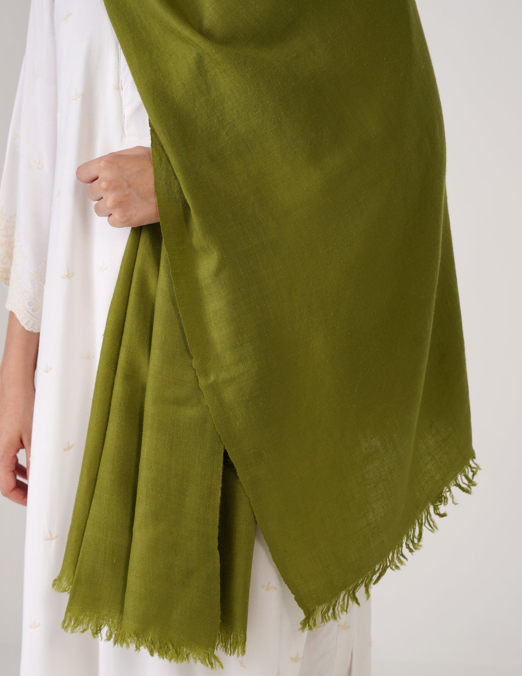 Kashmiri Handwoven Solid Cashmere Pashmina Shawl – Olive Green | Handwoven Heritage - Kashmir Box