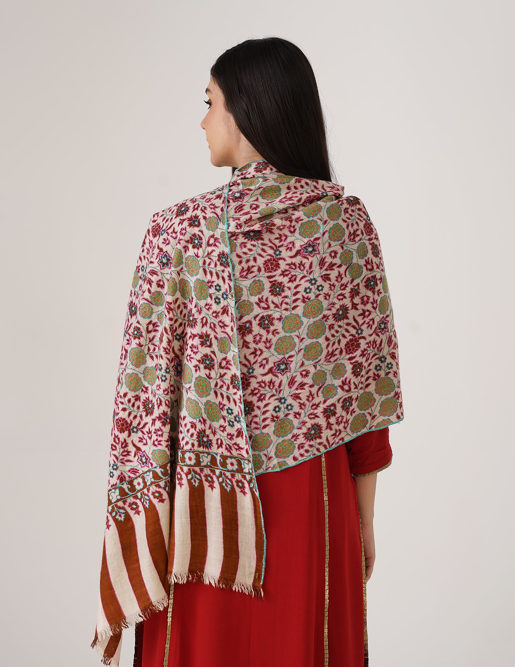 Kashmiri Handwoven Pashmina Sozni Stole Outline Embroidery – Arabian Spice | Handwoven Heritage | GI Certified - Kashmir Box