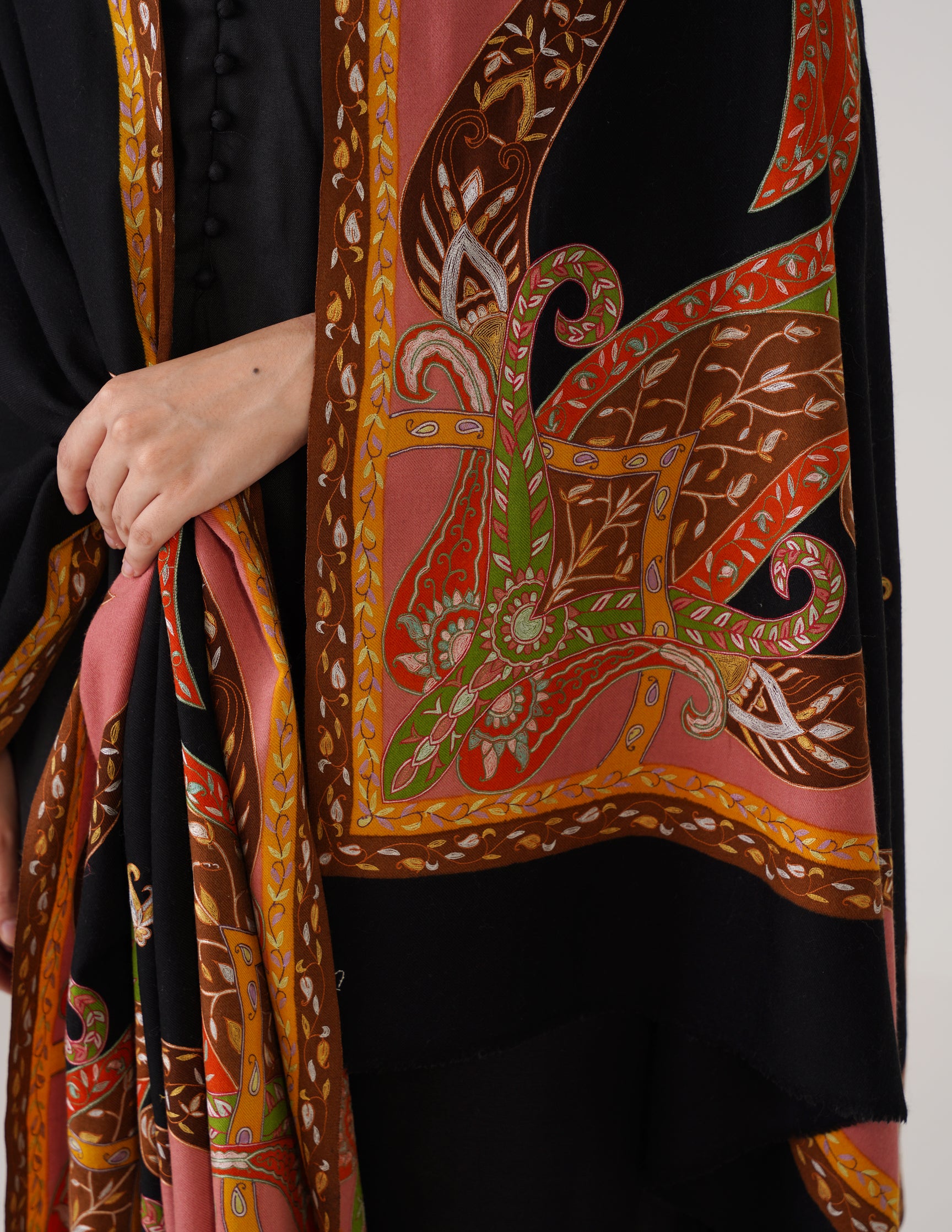 Kashmiri Handwoven Pashmina Sozni Shawl Modern Embroidery – Black | Handwoven Heritage - Kashmir Box