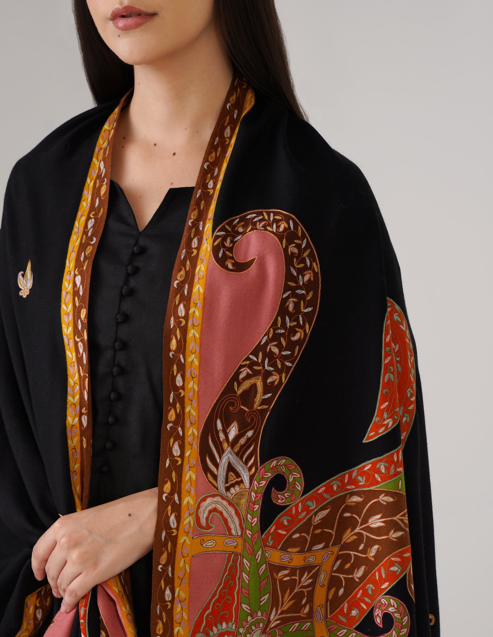 Kashmiri Handwoven Pashmina Sozni Shawl Modern Embroidery – Black | Handwoven Heritage - Kashmir Box