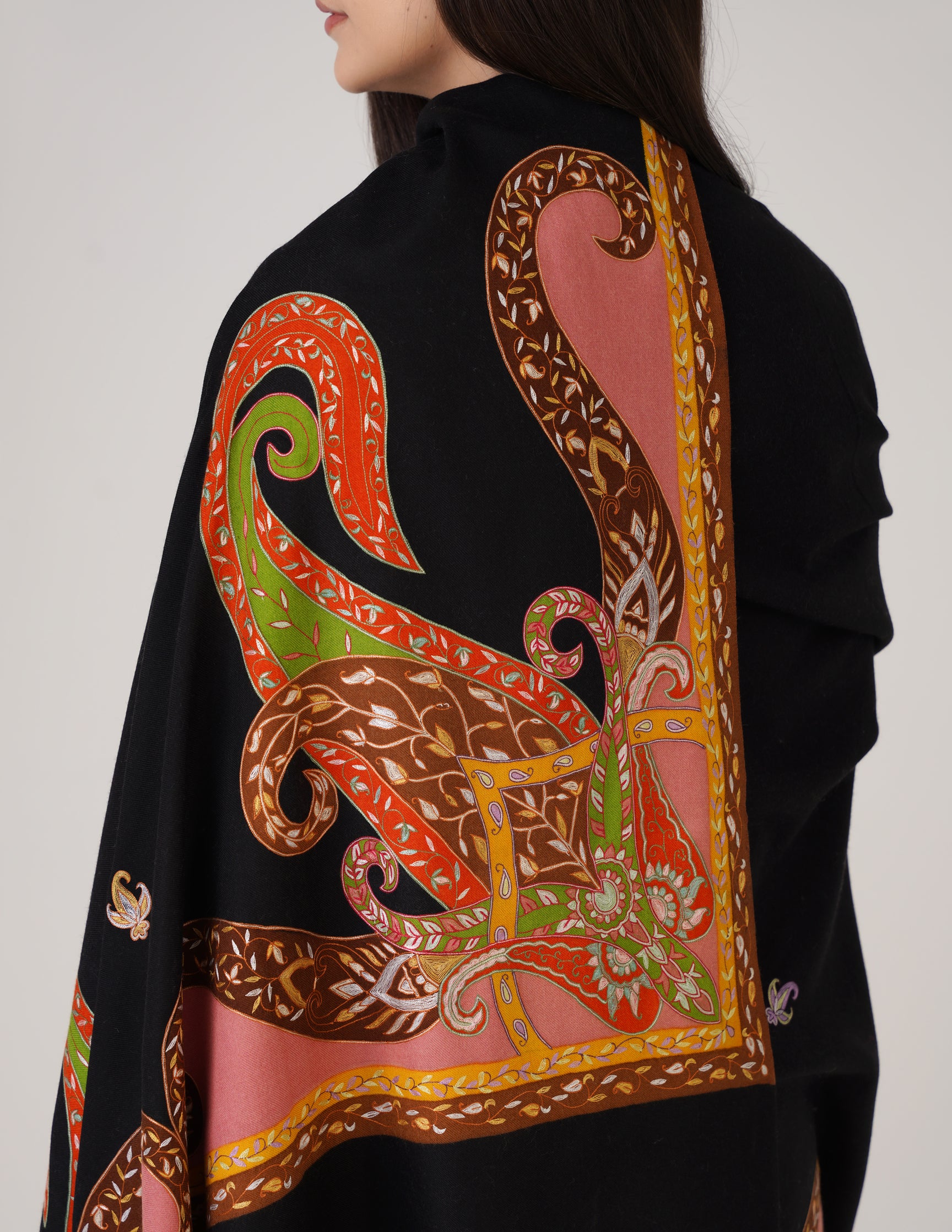 Kashmiri Handwoven Pashmina Sozni Shawl Modern Embroidery – Black | Handwoven Heritage - Kashmir Box