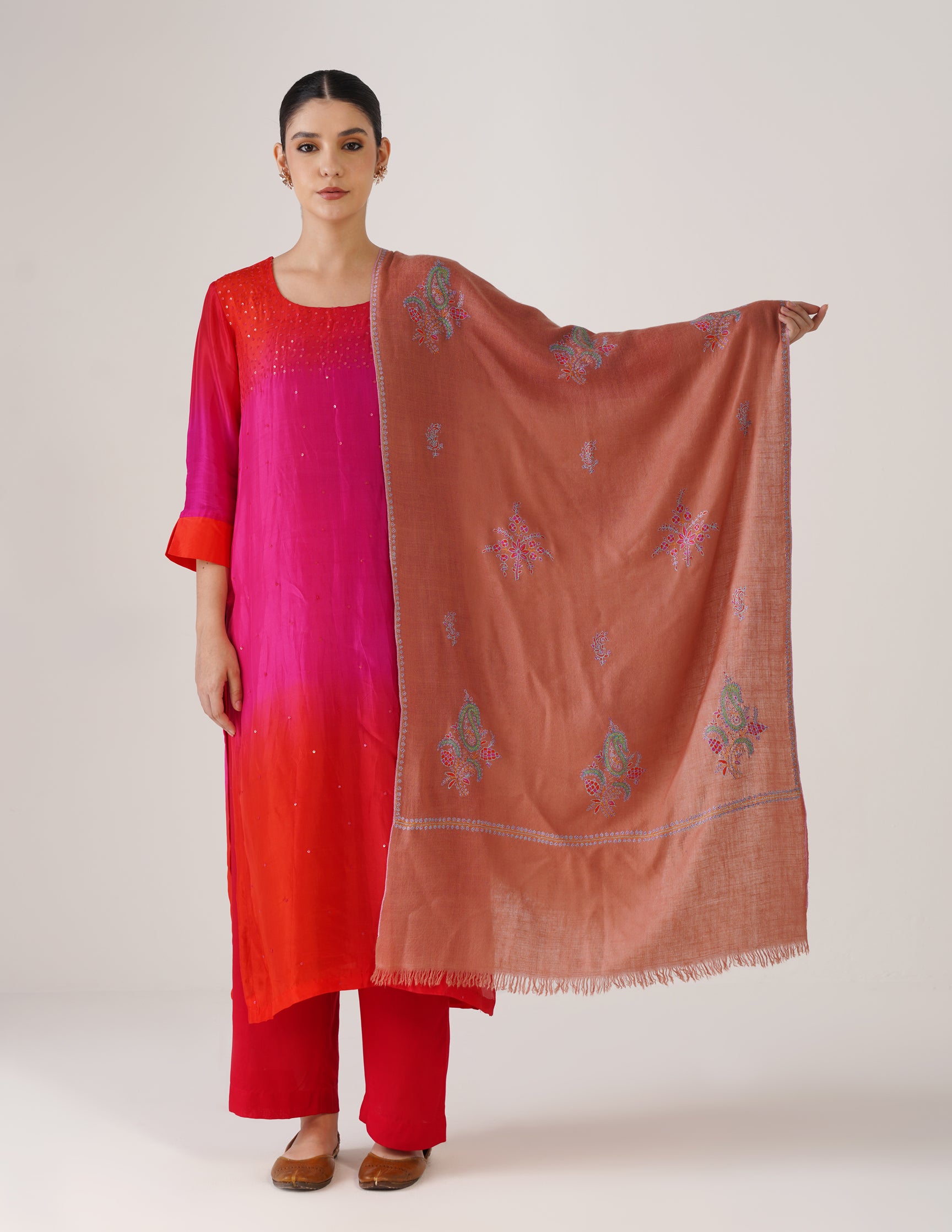Kashmiri Handwoven Pashmina Sozni Stole Bootidar – Peach | Handwoven Heritage - Kashmir Box