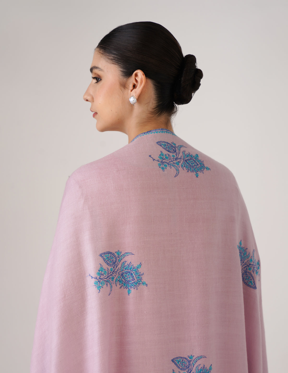 Kashmiri Handwoven Pashmina Sozni Shawl Hashidaar with Bootidar Motifs – Baby Pink | Turquoise & Blue Heritage - Kashmir Box