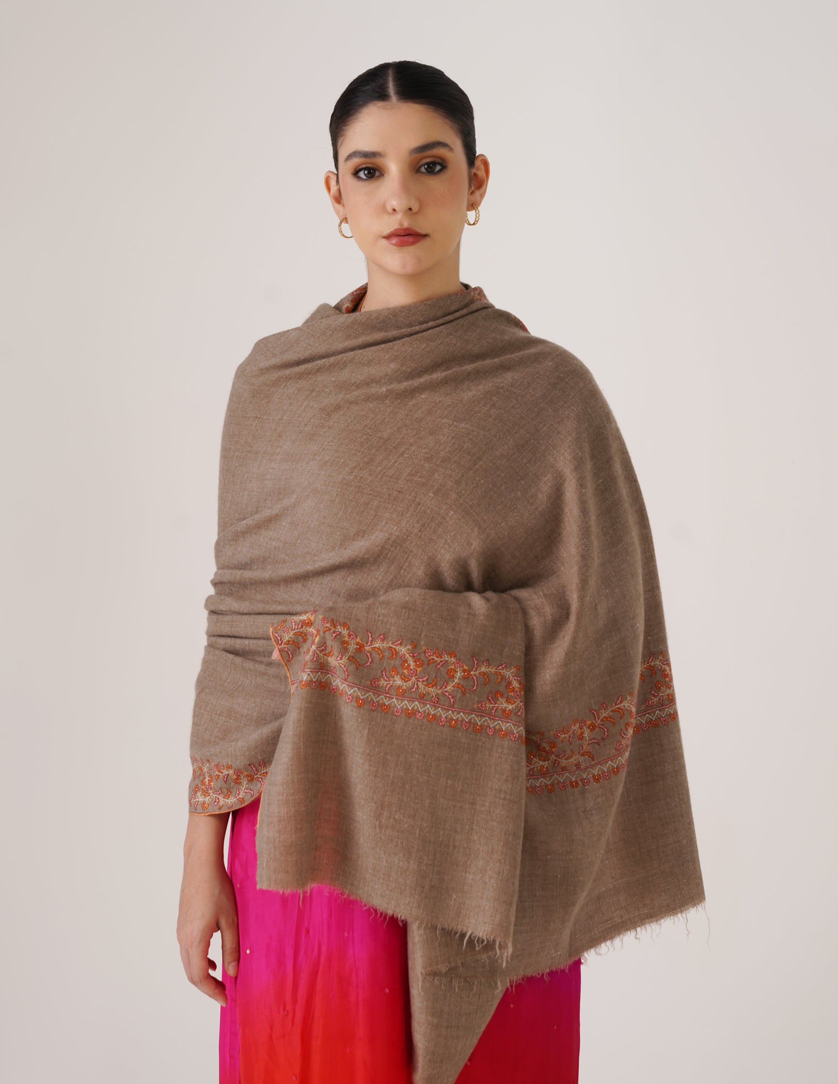 Kashmiri Handwoven Pashmina Sozni Shawl Doredaar – Natural Grey | Handwoven Heritage - Kashmir Box