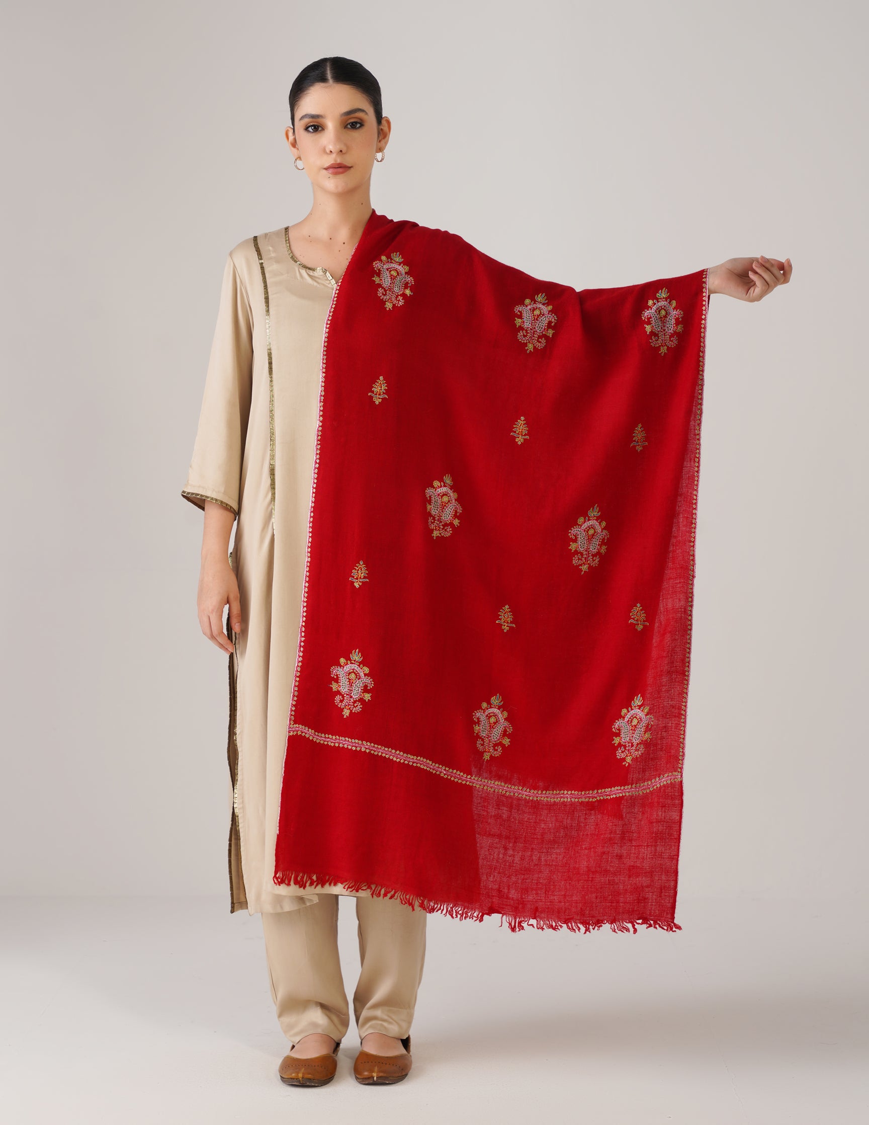 Kashmiri Handwoven Pashmina Sozni Stole Bootidar – Red | Handwoven Heritage - Kashmir Box