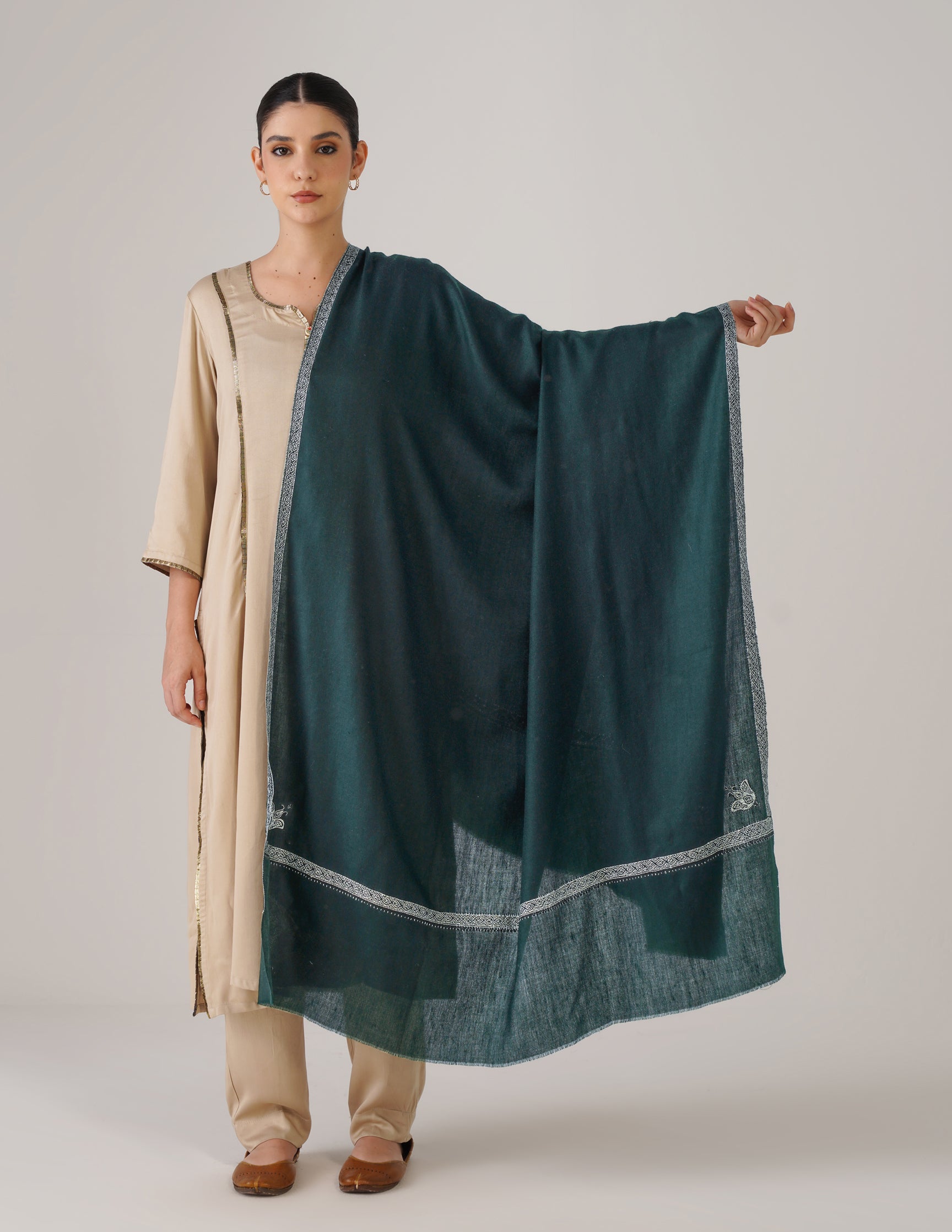 Kashmiri Handwoven Pashmina Sozni Shawl Hashidaar – Bottle Green | Light Green & Black Heritage - Kashmir Box