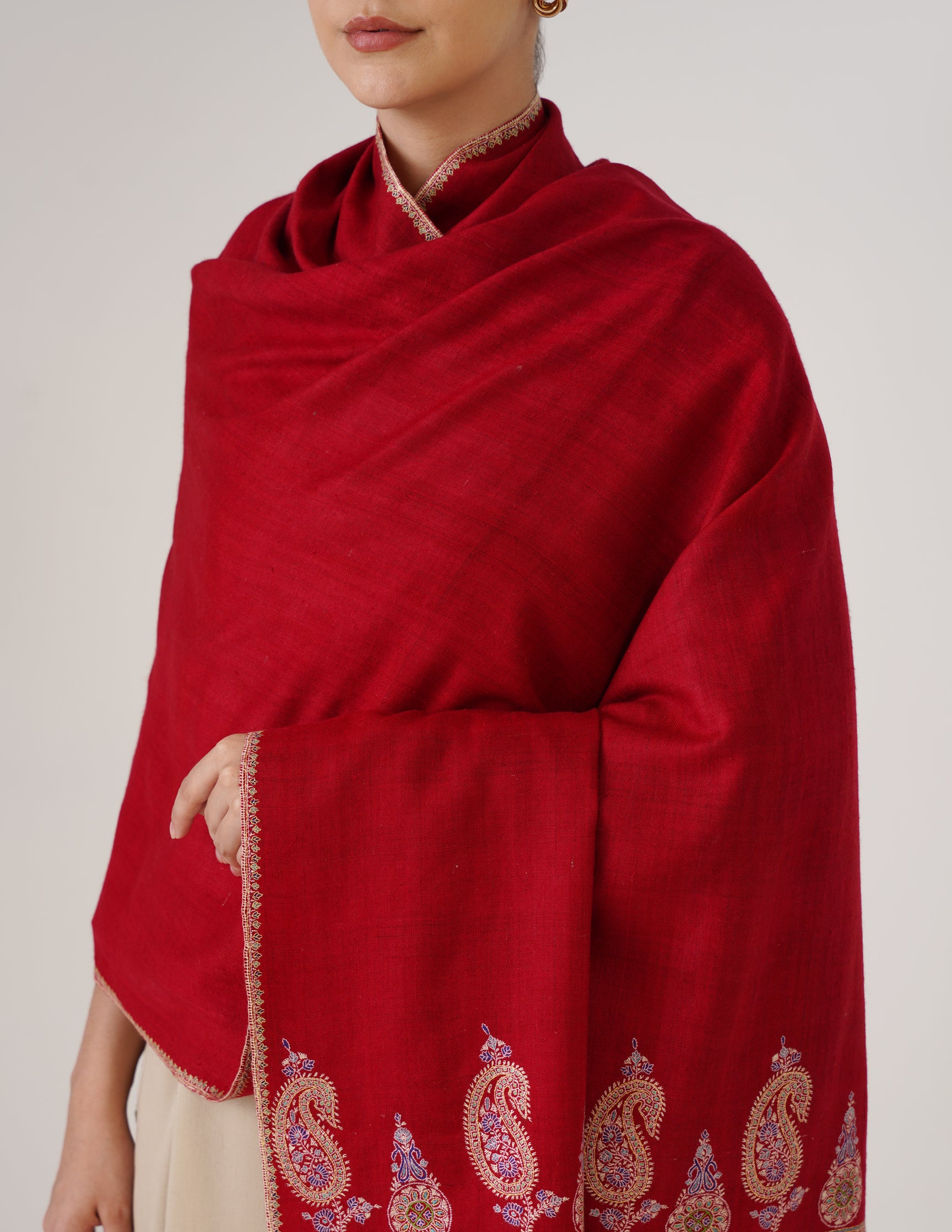 Kashmiri Handwoven Pashmina Sozni Stole Doredaar – Blood Red | Handwoven Heritage - Kashmir Box