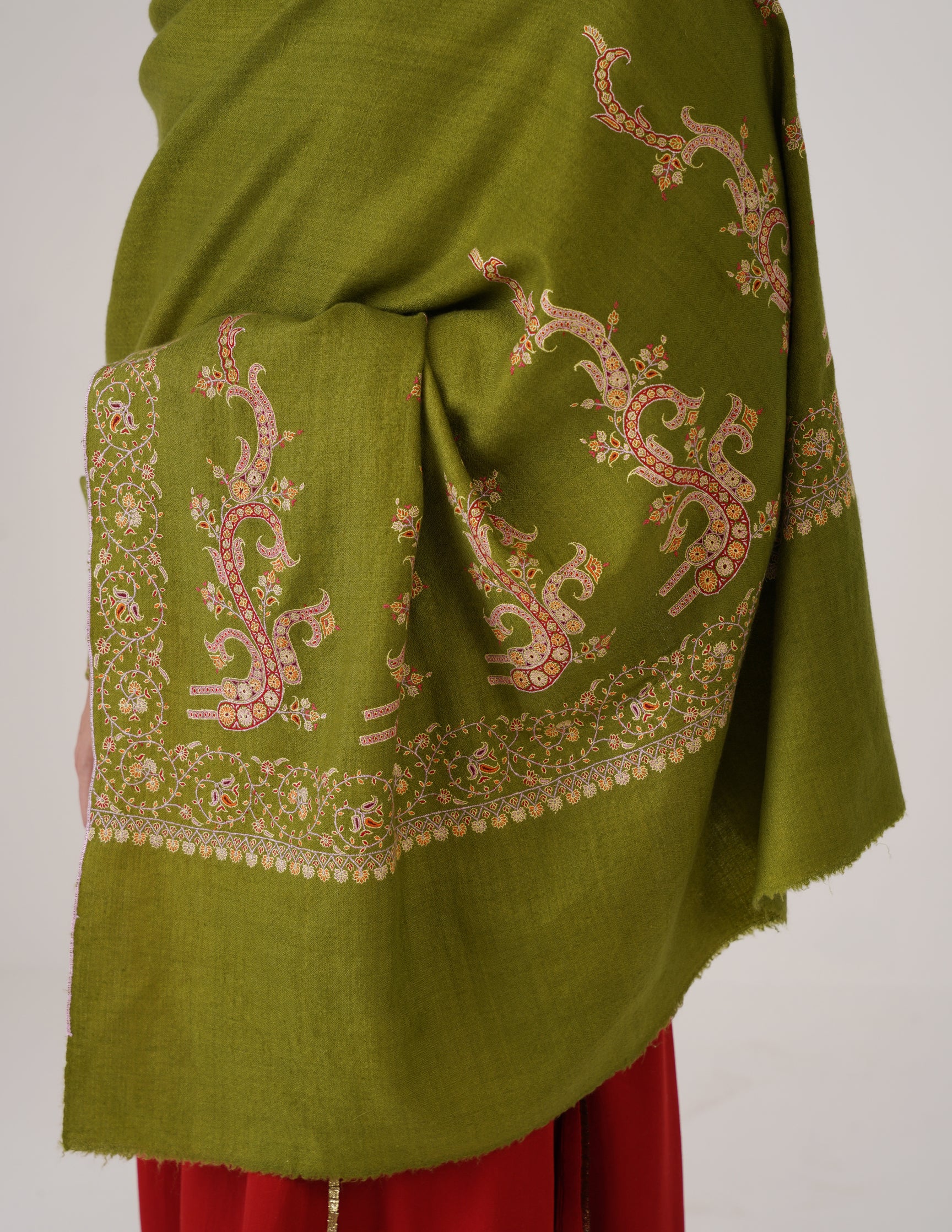 Kashmiri Handwoven Pashmina Sozni Shawl Paldaar – Mehendi Green | Handwoven Heritage - Kashmir Box
