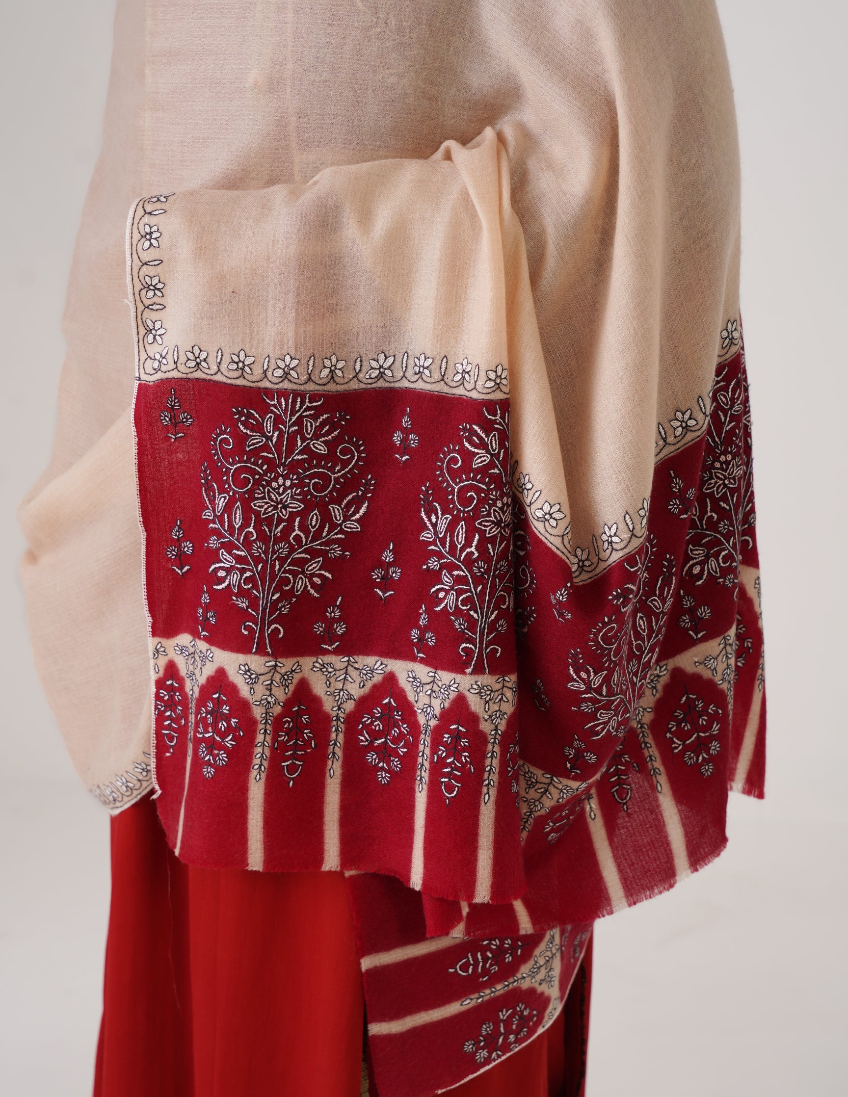 Kashmiri Handwoven Pashmina Sozni Shawl Modern Design – Almond | White & Black Heritage - Kashmir Box