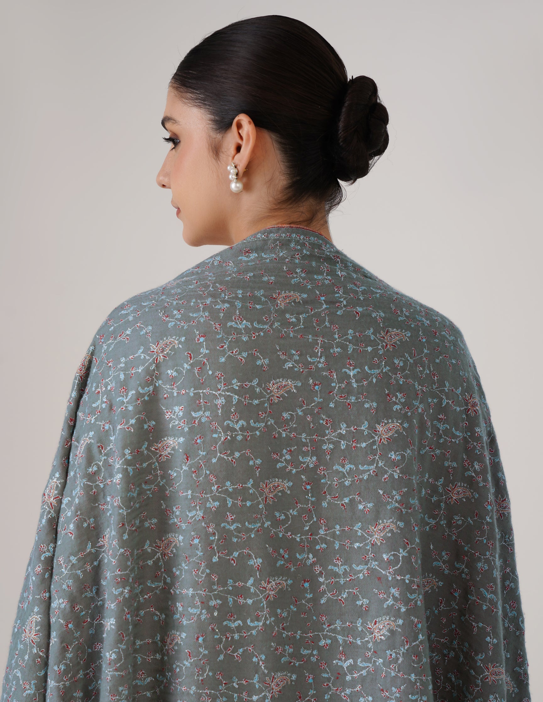 Kashmiri Handwoven Pashmina Sozni-Tilla Shawl – Olive Green | Heritage Luxury - Kashmir Box