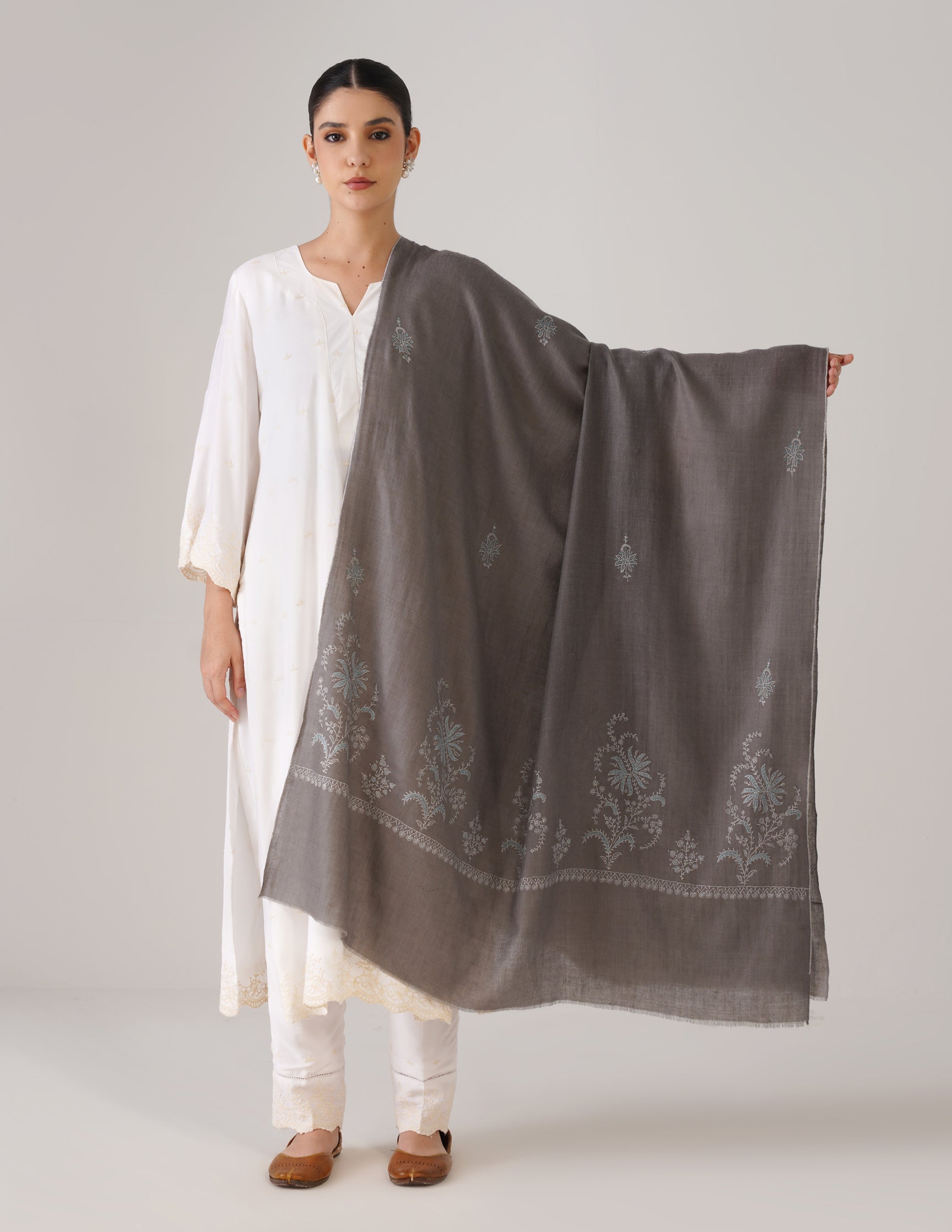 Kashmiri Handwoven Pashmina Sozni Shawl Bootidar – Grey | Blue & Light Grey Heritage - Kashmir Box