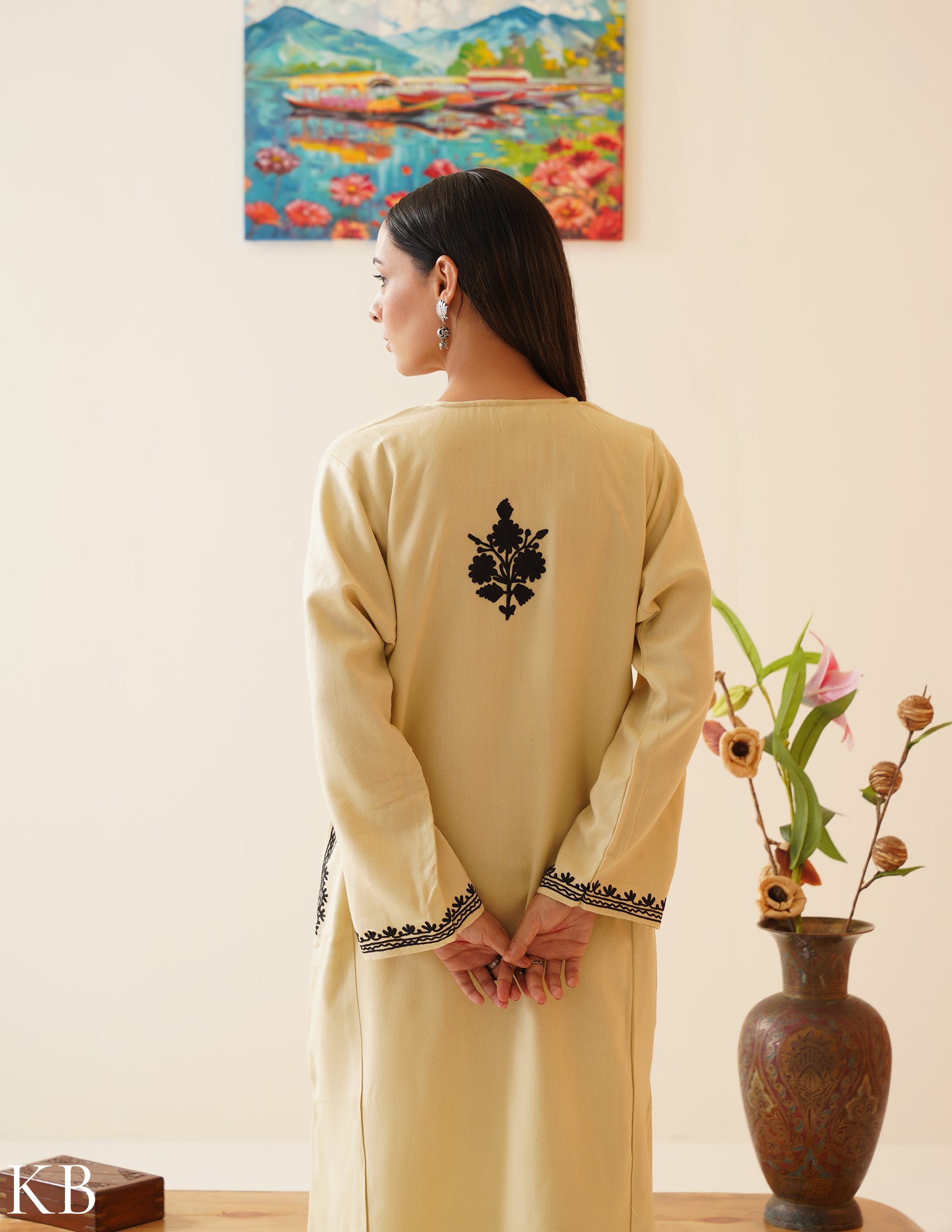 Rang-e-Khizan Ivory Grace Aari Phiran - Kashmir Box