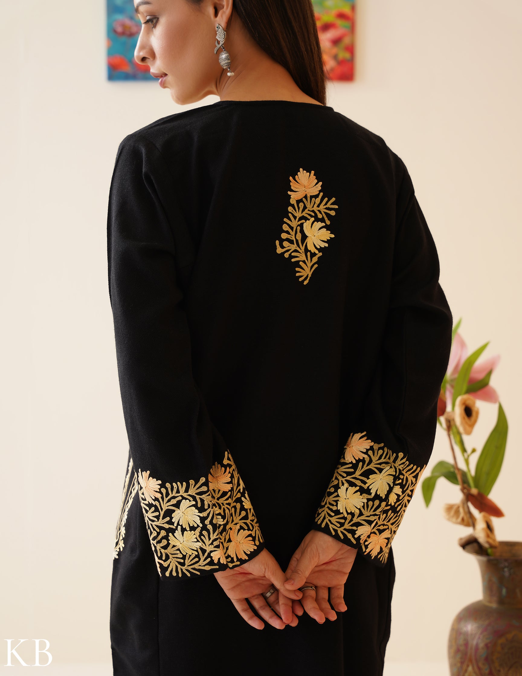 Rang-e-Khizan Black Chinar Aari Phiran - Kashmir Box