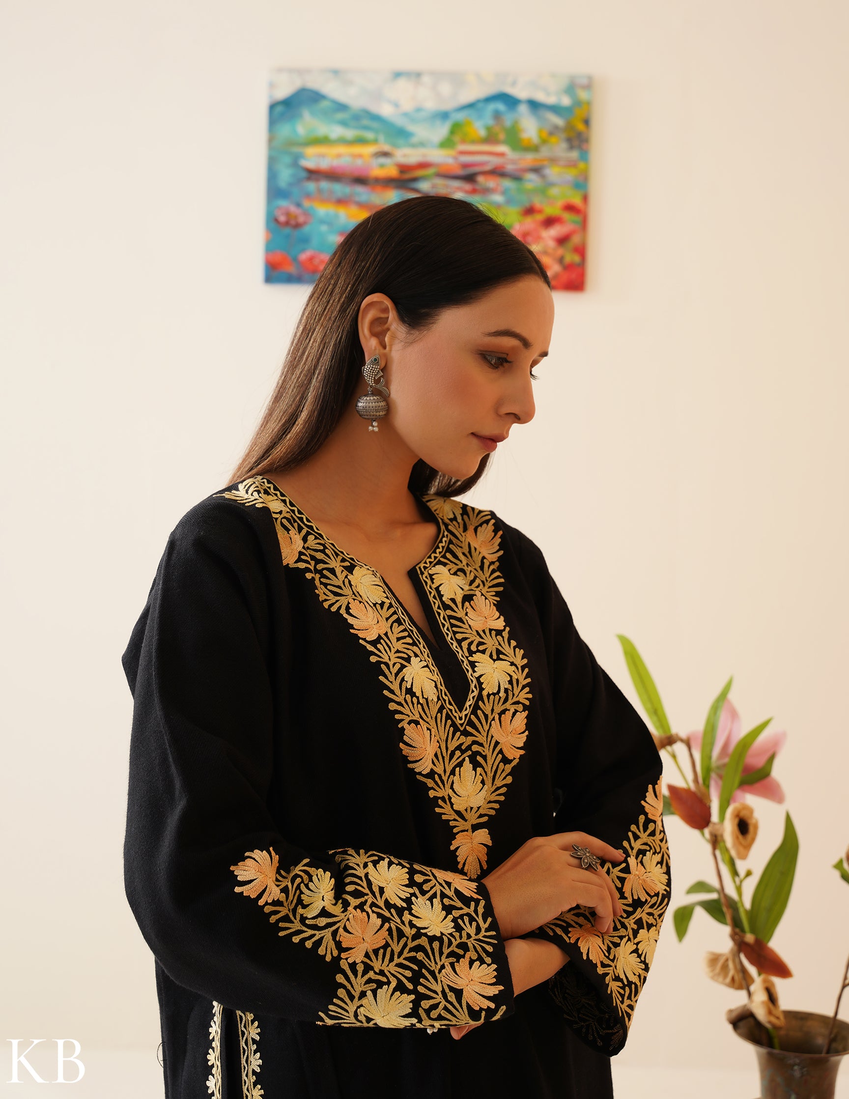 Rang-e-Khizan Black Chinar Aari Phiran - Kashmir Box