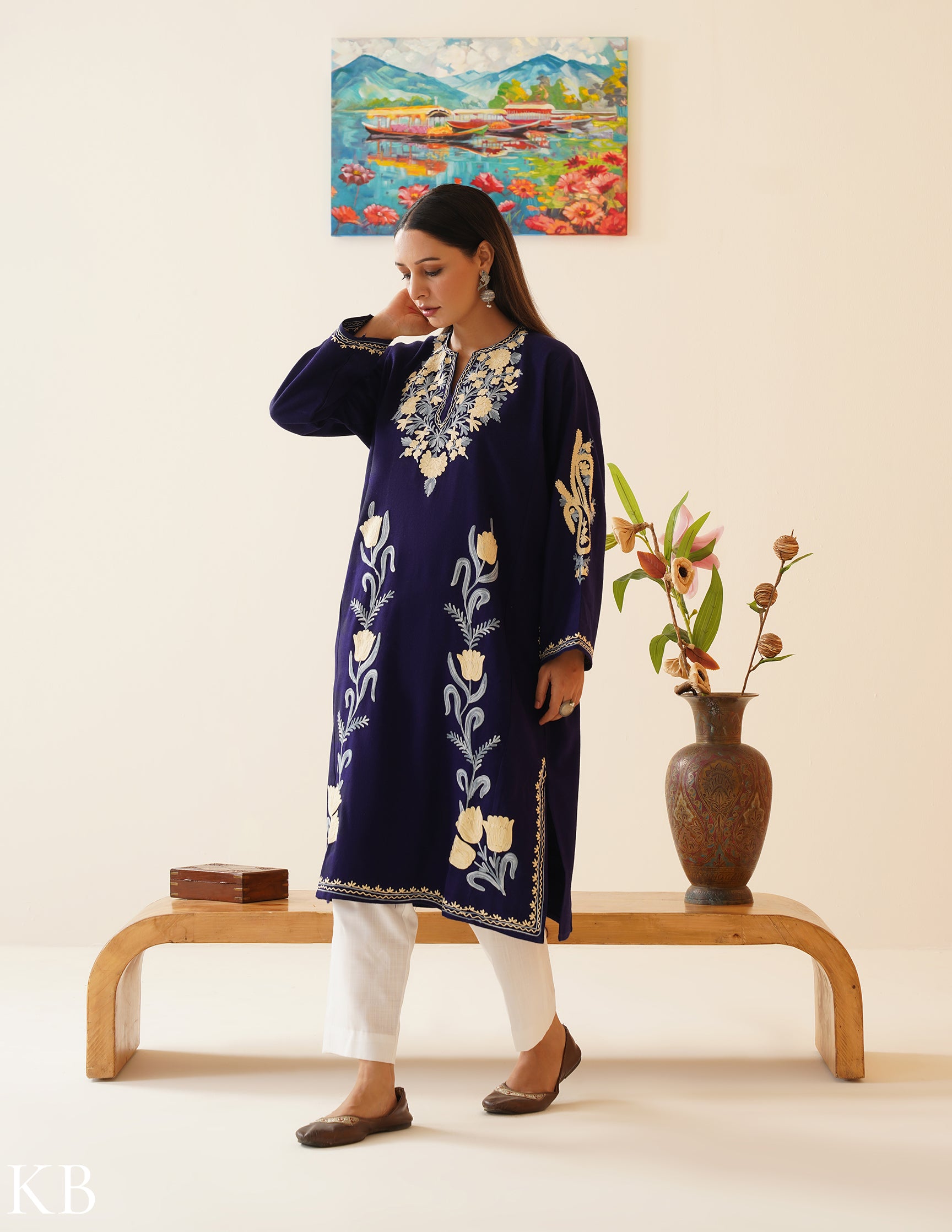 Rang-e-Khizan Aari Graced Night Blue Phiran - Kashmir Box