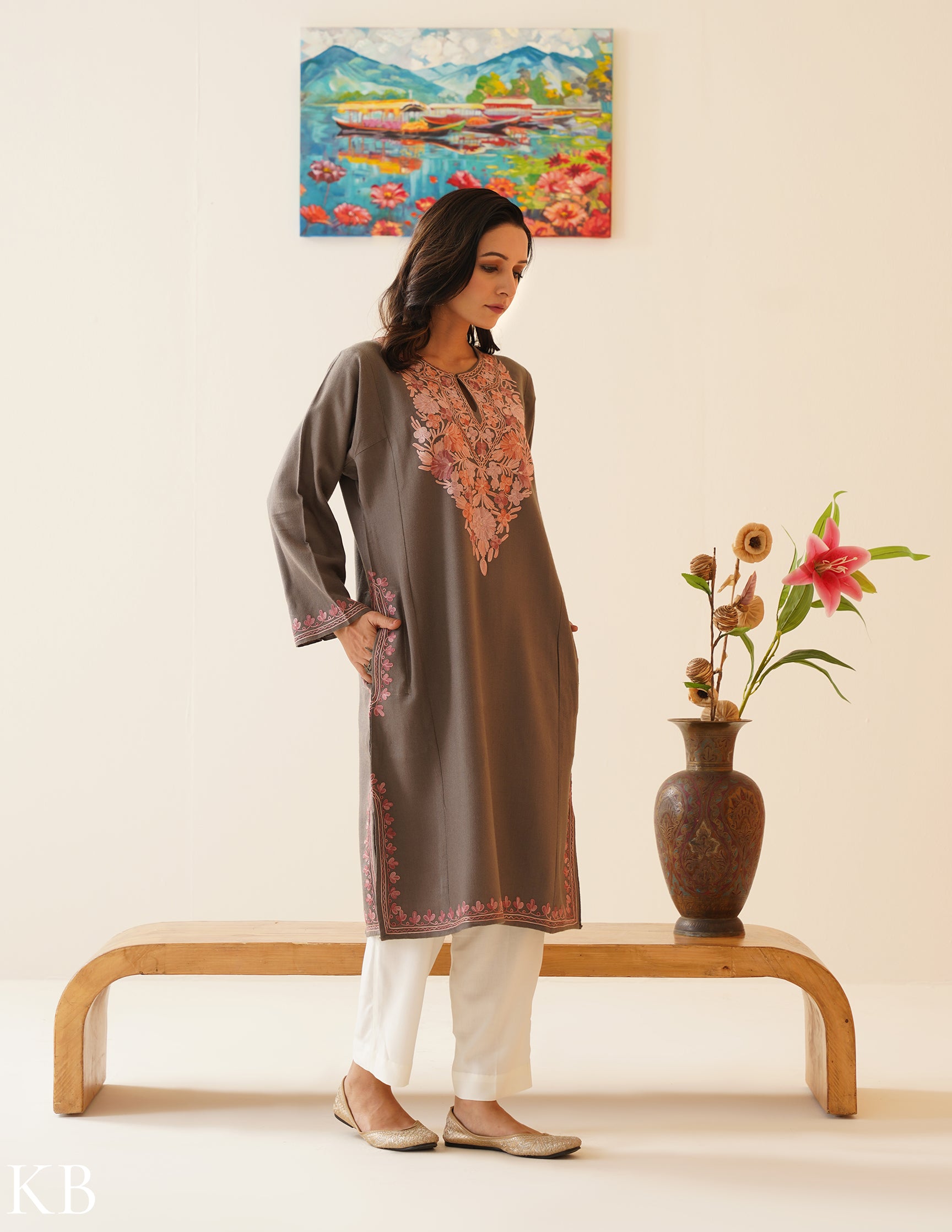 Rang-e-Khizan Old Saffron Lavender Aari Phiran - Kashmir Box