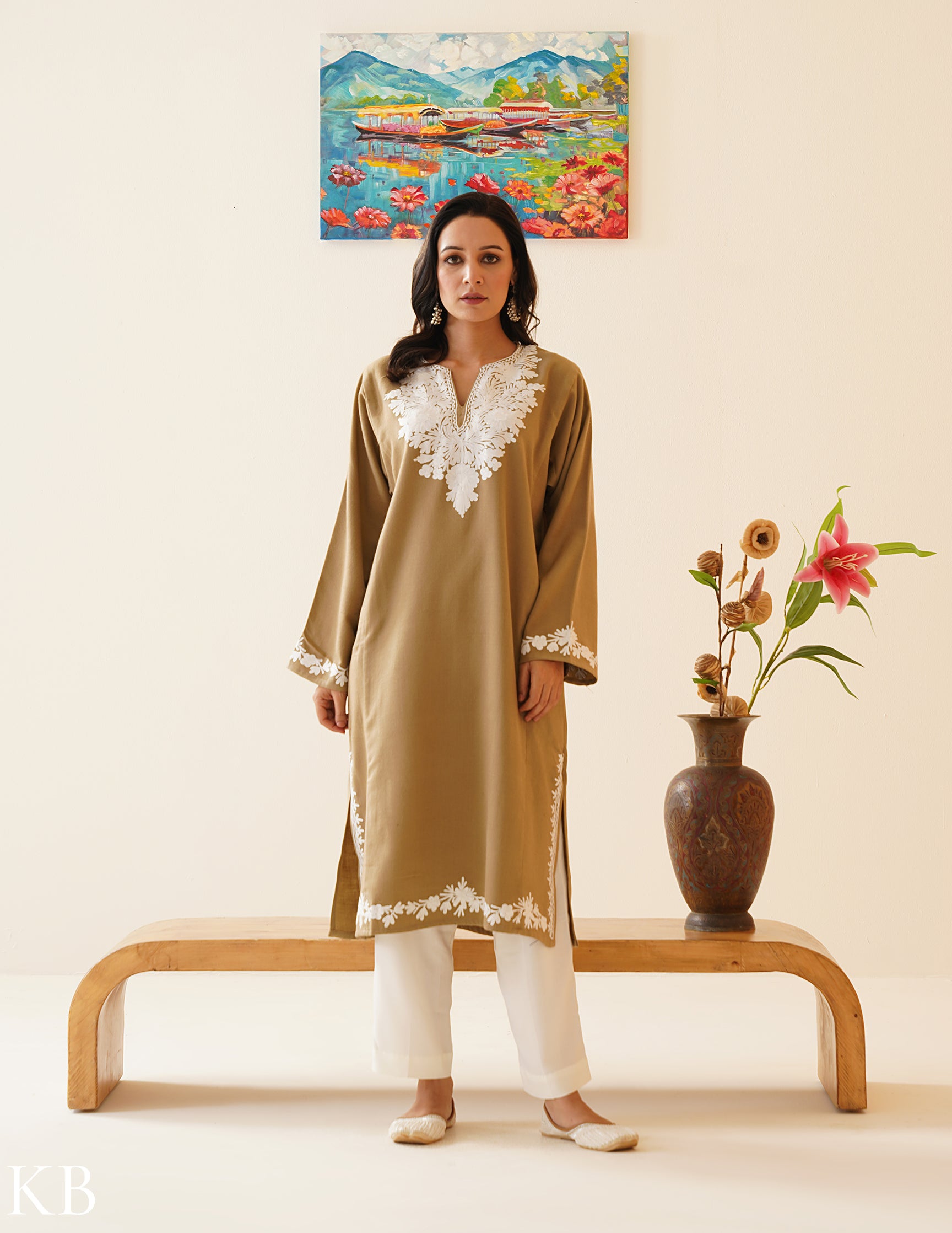 Rang-e-Khizan Classic Beaver Brown Aari Phiran - Kashmir Box