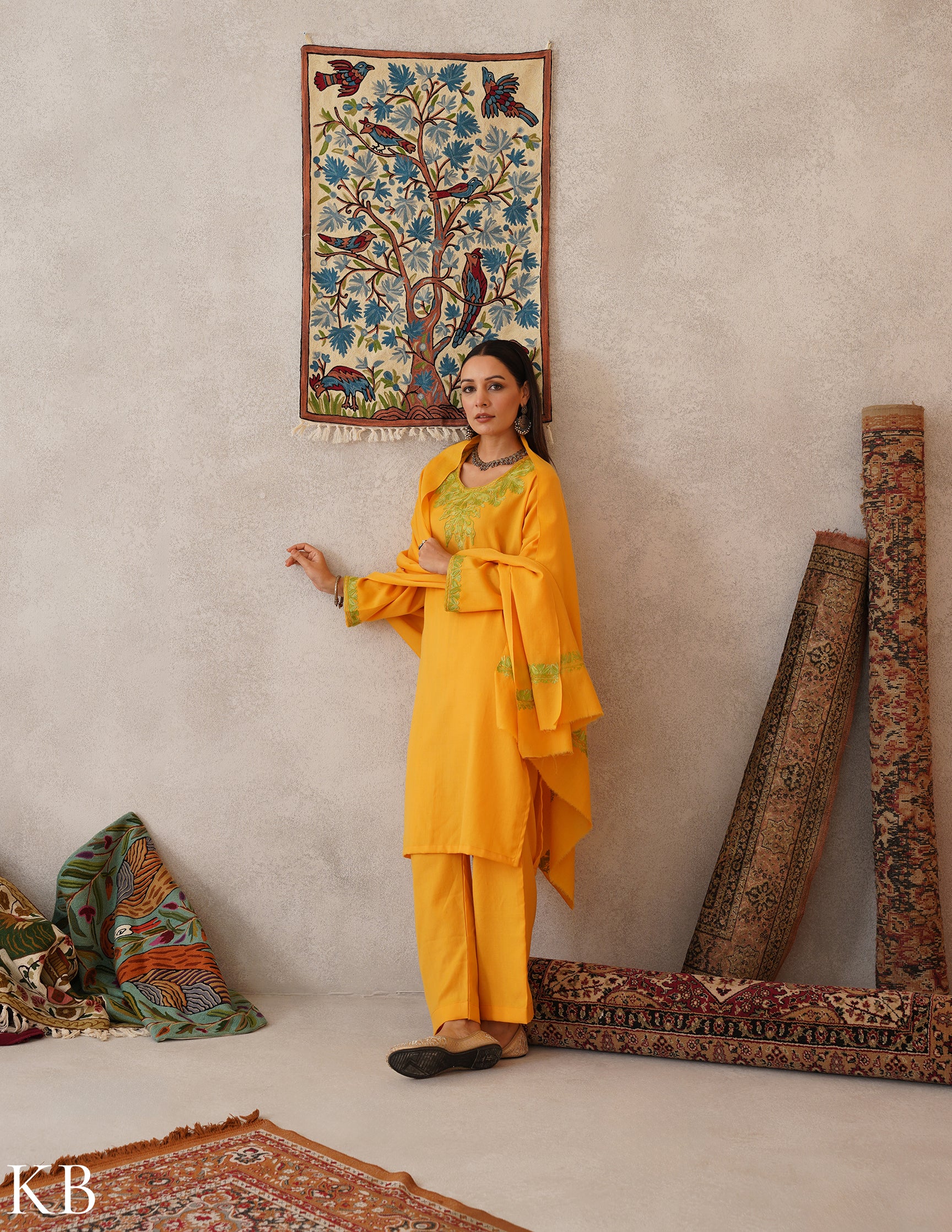 meHER Sun Yellow Kashmiri Aari Woollen Co-ord Set - Kashmir Box