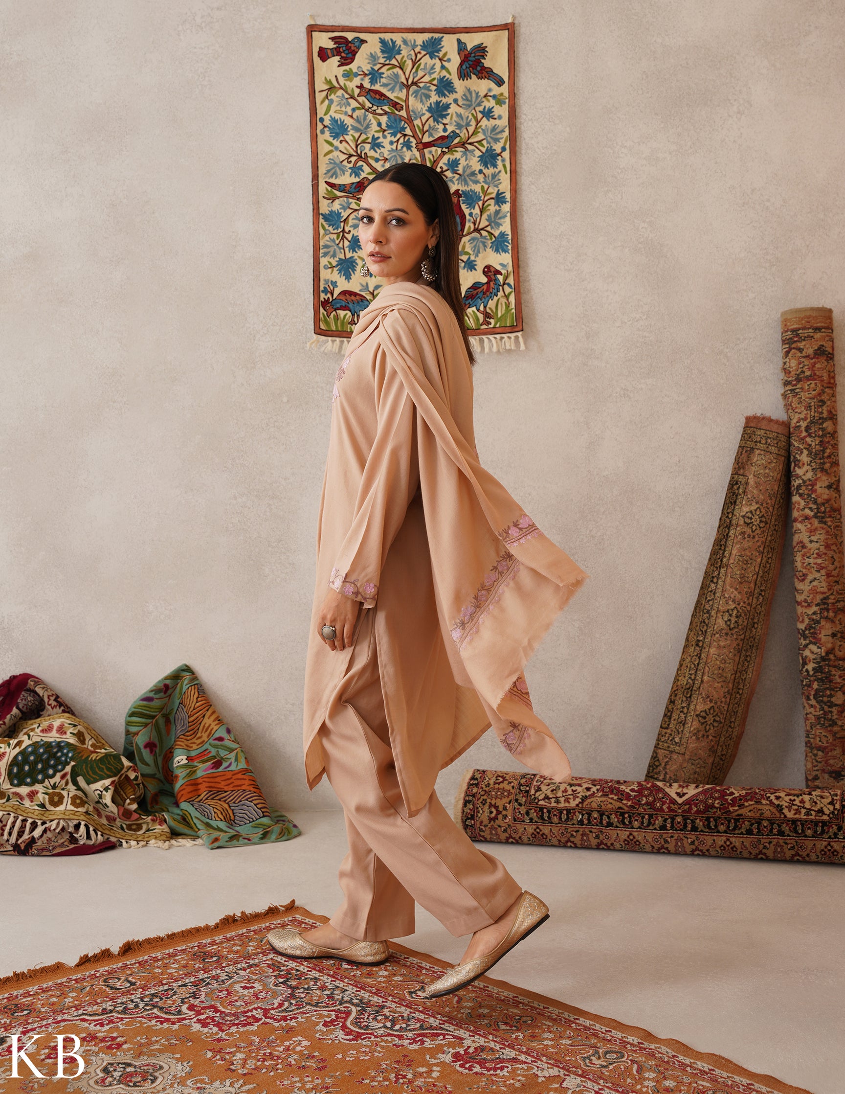 meHER Latte Brown Kashmiri Aari Woollen Co-ord Set - Kashmir Box