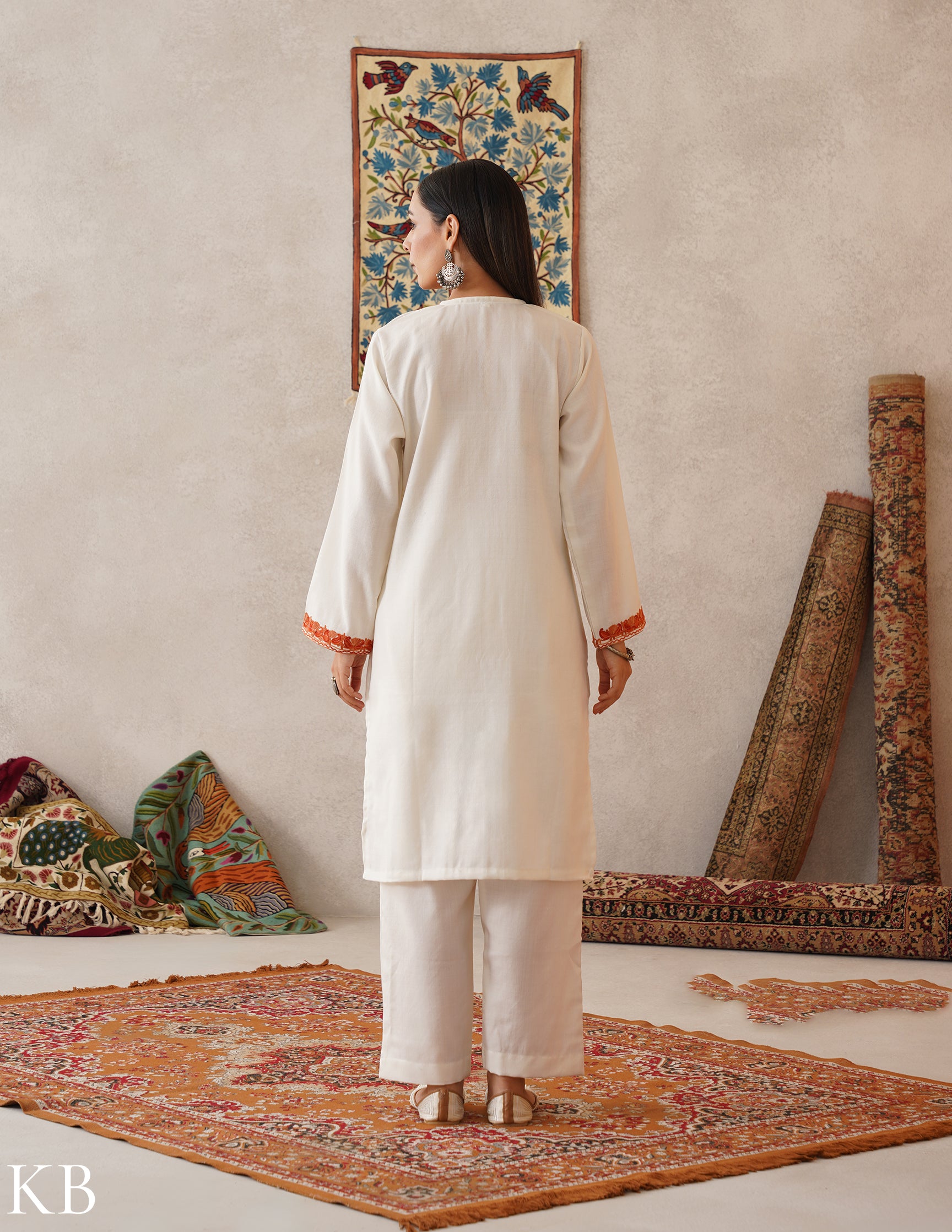 meHER Off-White Kashmiri Aari Woollen Co-ord Set - Kashmir Box