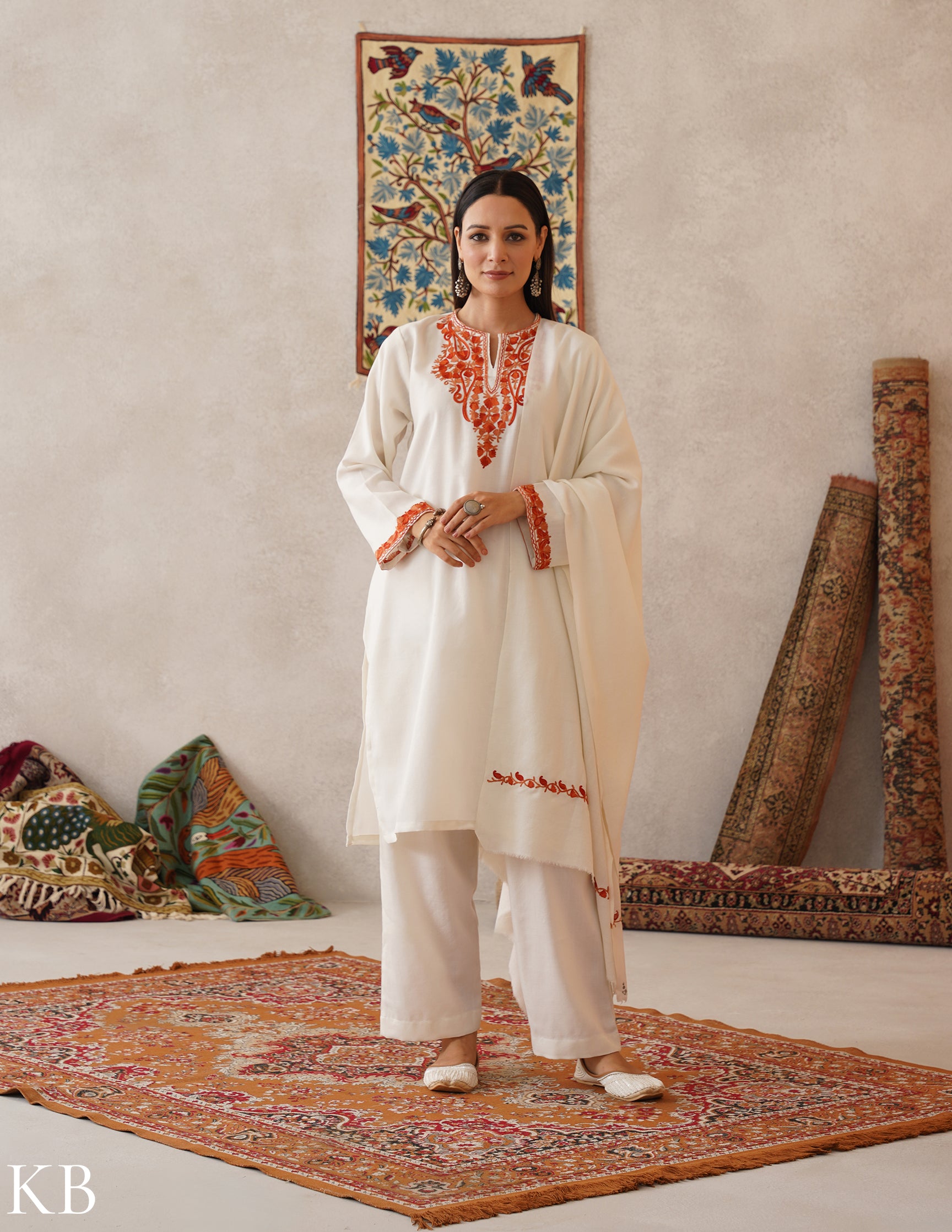 meHER Off-White Kashmiri Aari Woollen Co-ord Set - Kashmir Box