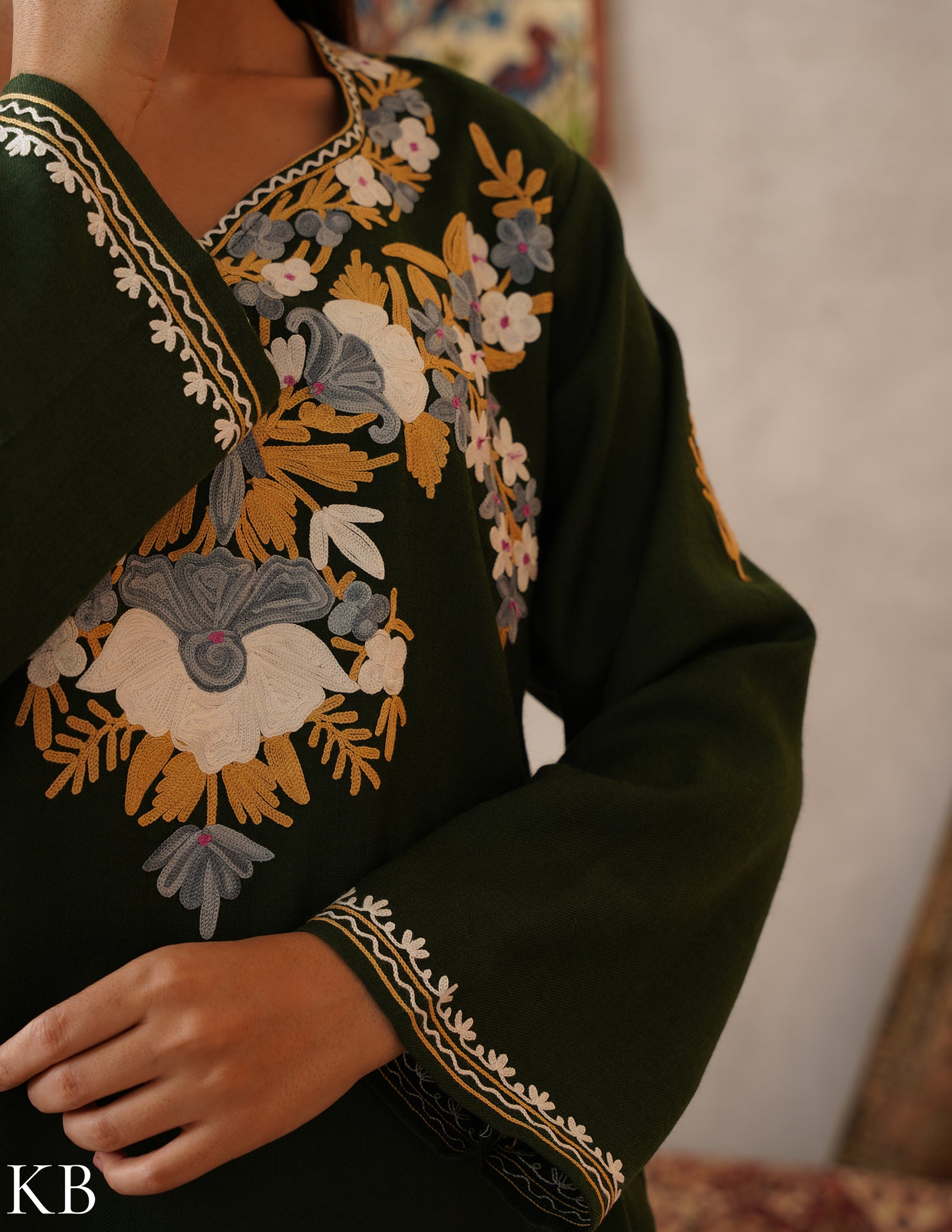 meHER Deep Forest Green Kashmiri Aari Woollen Co-ord Set - Kashmir Box