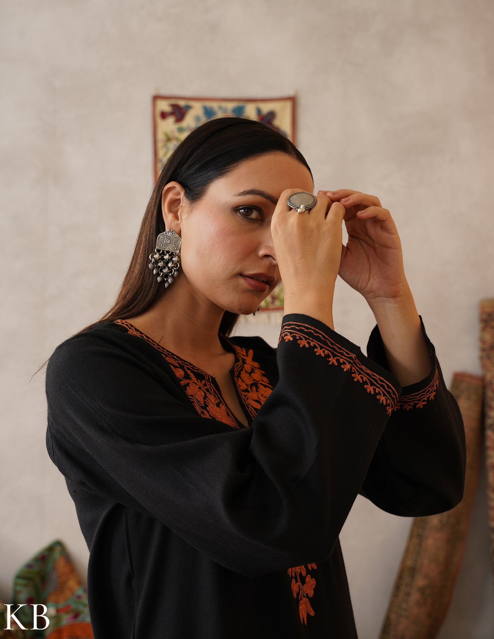 meHER Classic Black Kashmiri Copper Zari Woollen Co-ord Set - Kashmir Box