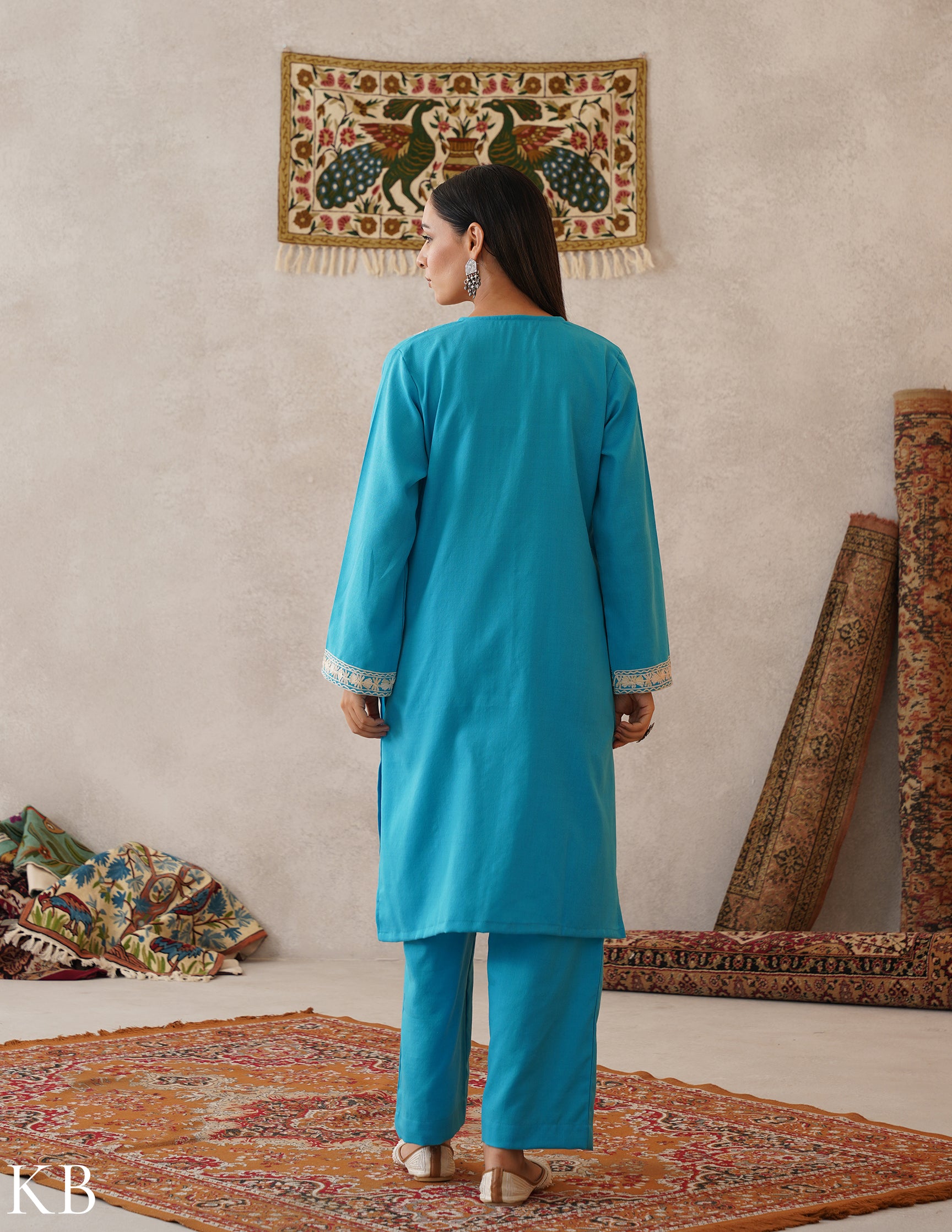meHER Sky Blue Kashmiri Aari Woollen Co-ord Set - Kashmir Box