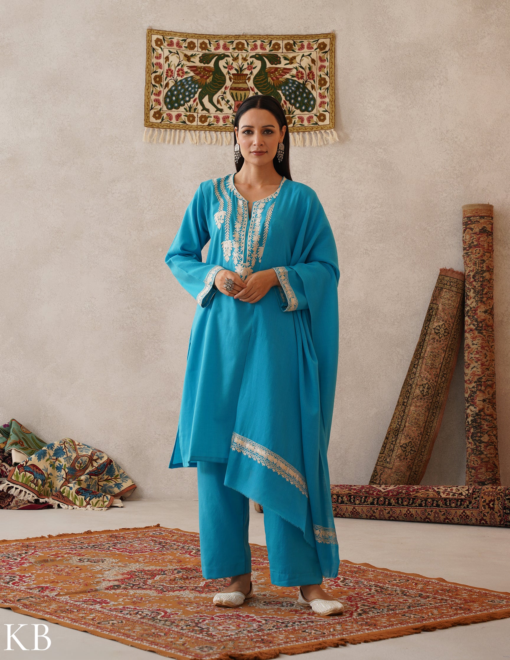 meHER Sky Blue Kashmiri Aari Woollen Co-ord Set - Kashmir Box