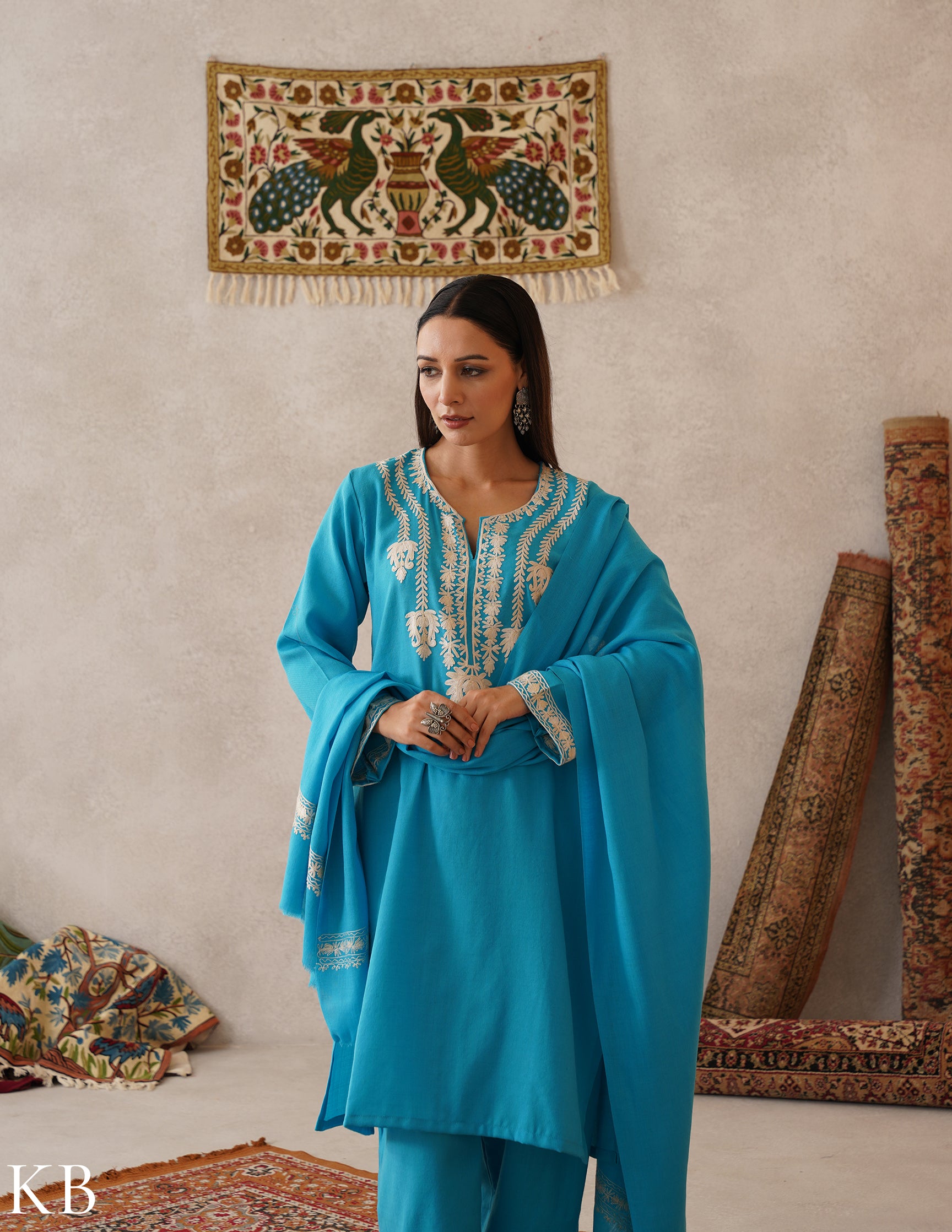 meHER Sky Blue Kashmiri Aari Woollen Co-ord Set - Kashmir Box