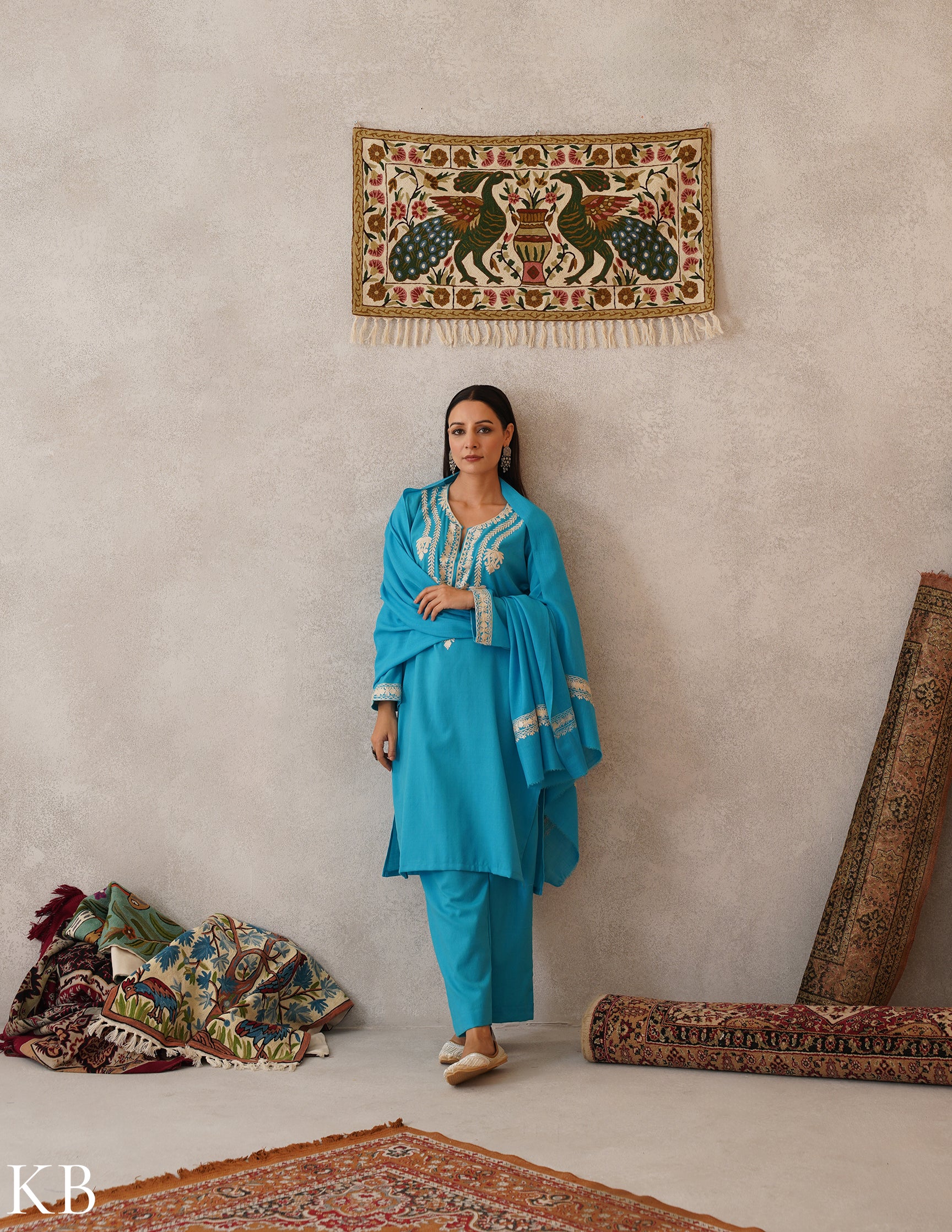 meHER Sky Blue Kashmiri Aari Woollen Co-ord Set - Kashmir Box