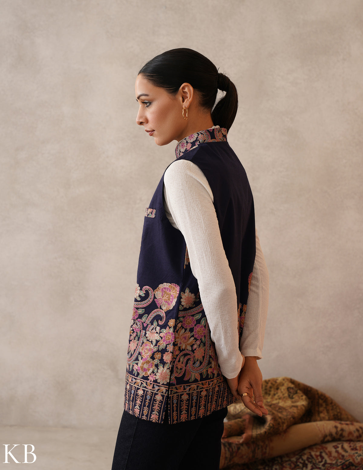 Nayaab Navy Blue Kashmiri Aari Fine Wool Waistcoat - Kashmir Box