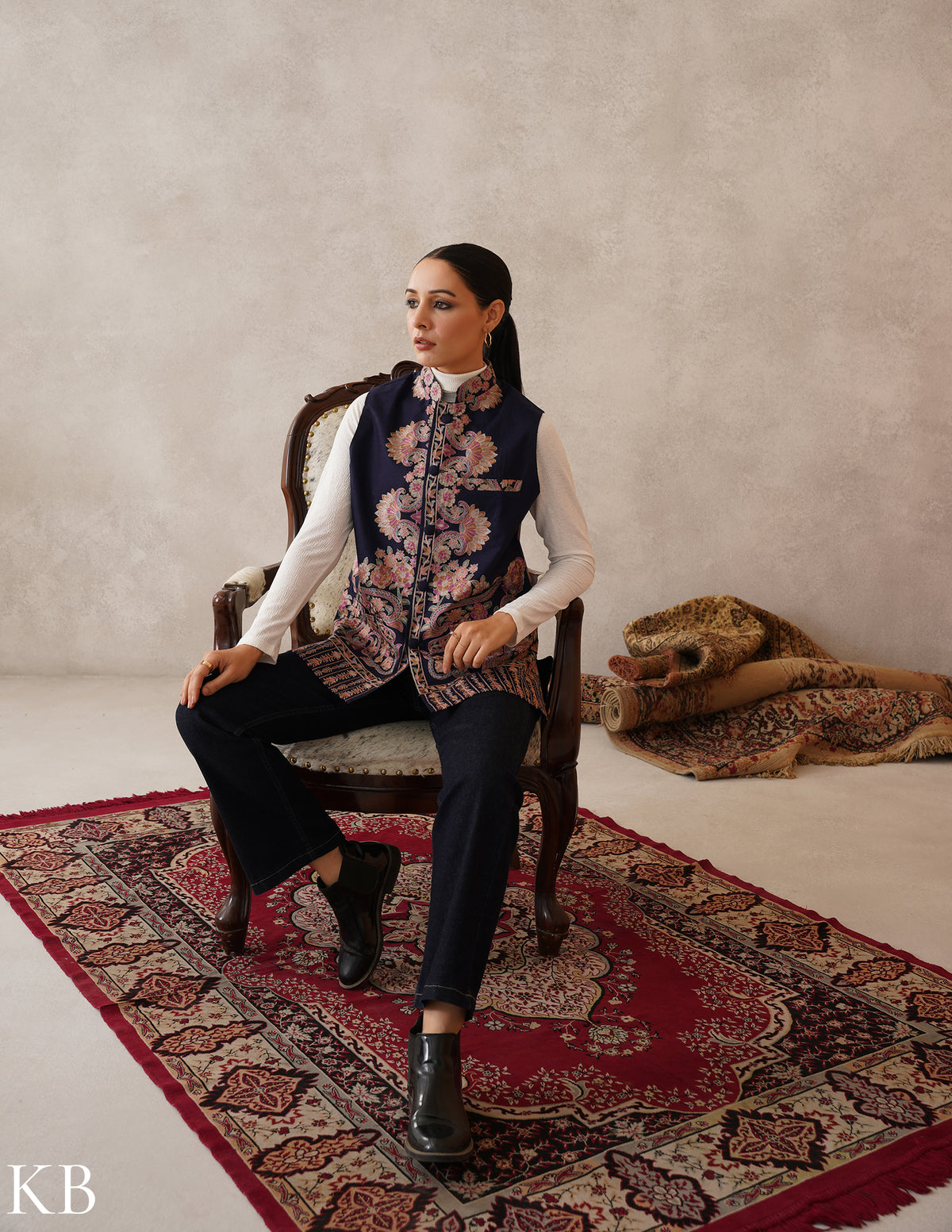 Nayaab Navy Blue Kashmiri Aari Fine Wool Waistcoat - Kashmir Box