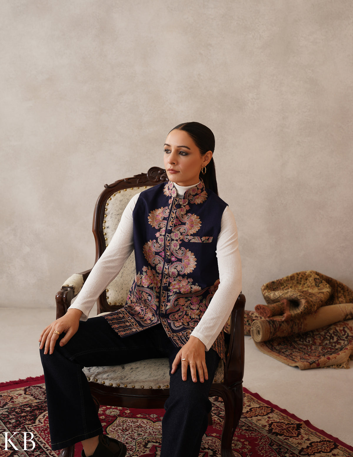 Nayaab Navy Blue Kashmiri Aari Fine Wool Waistcoat - Kashmir Box