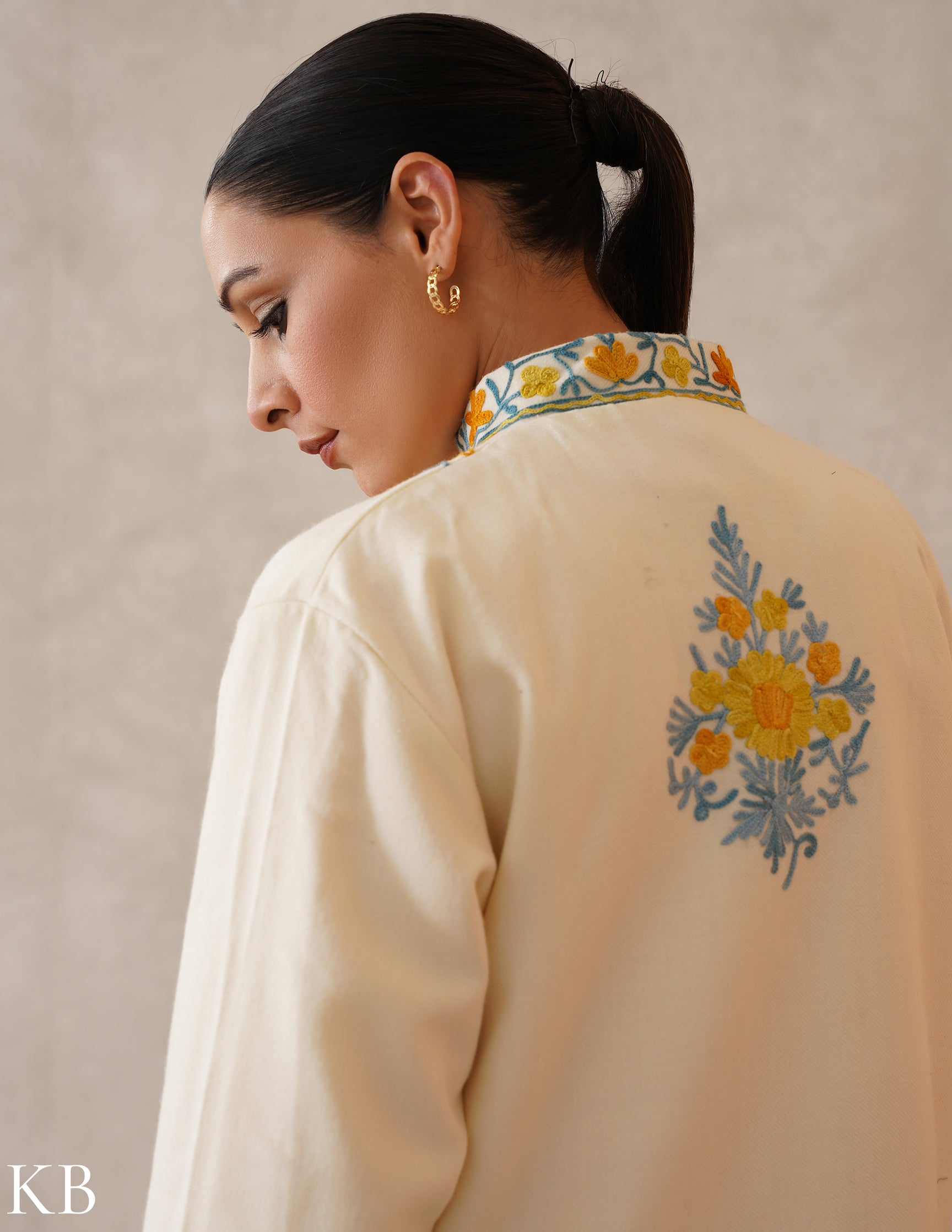 Nayaab Classic Cream Kashmiri Aari Cashmilon Jacket - Kashmir Box