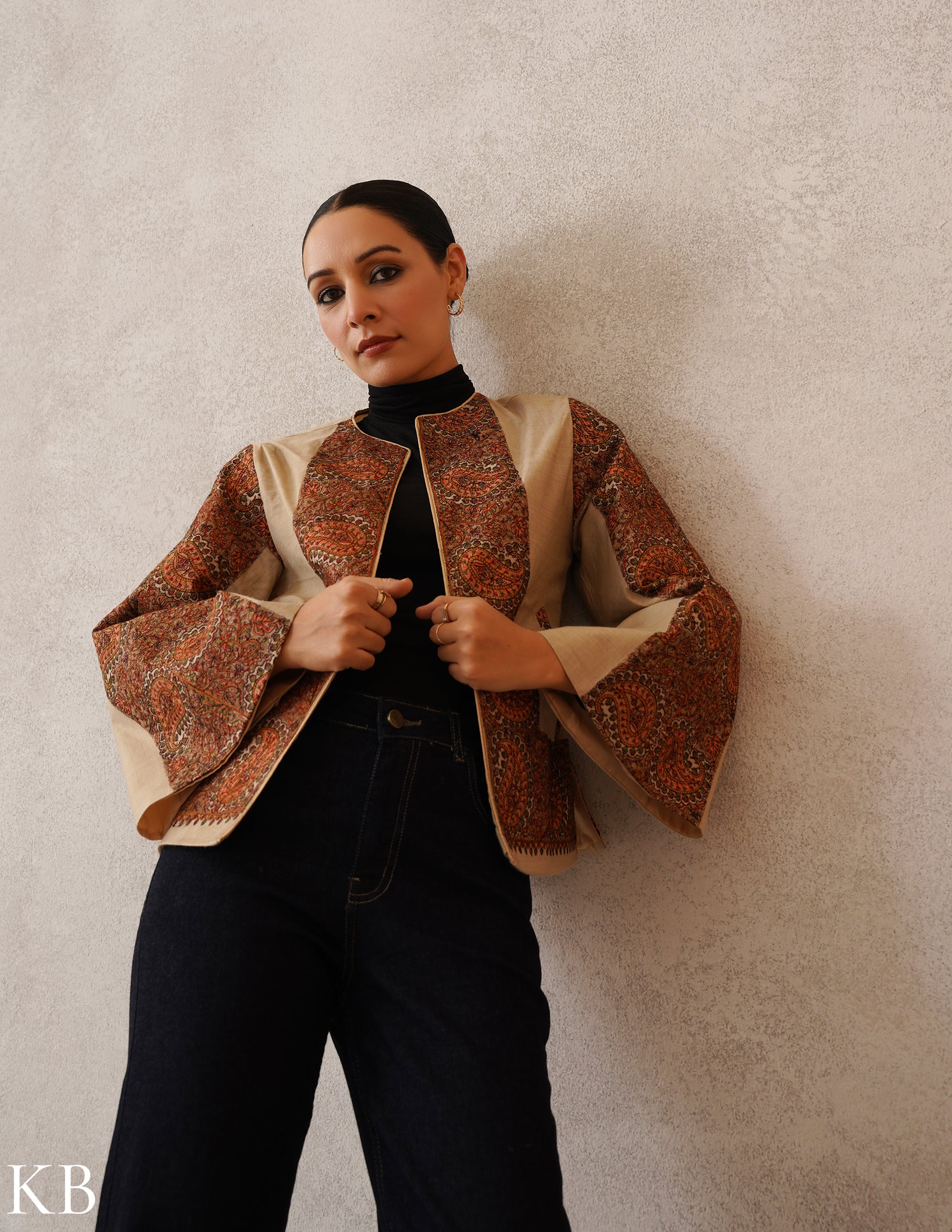 Nayaab Light Fawn Kashmiri Sozni Wool Cape Jacket - Kashmir Box