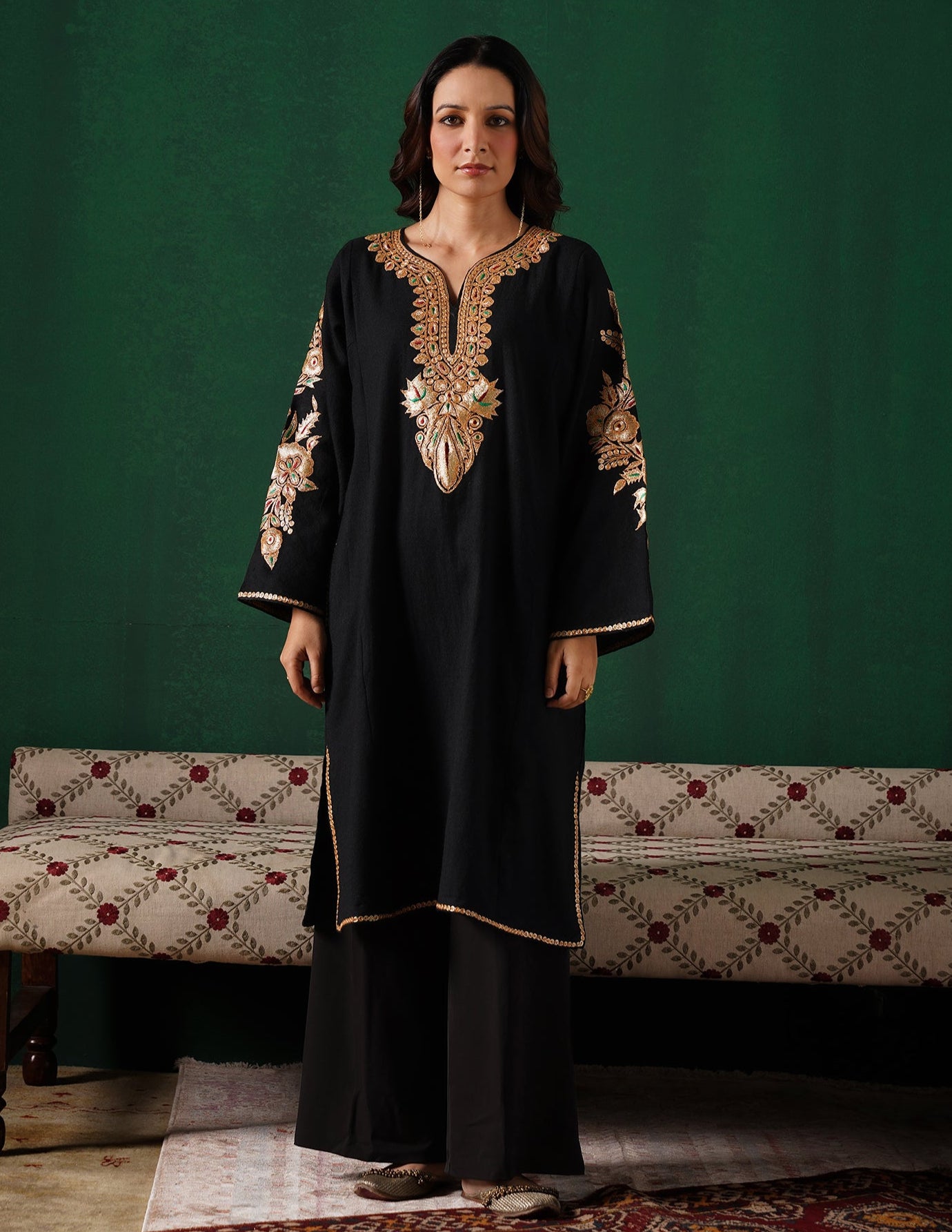 Kashmiri Golden Boti Tilla Embroidered Woollen Phiran – Black | Handcrafted Heritage - Kashmir Box