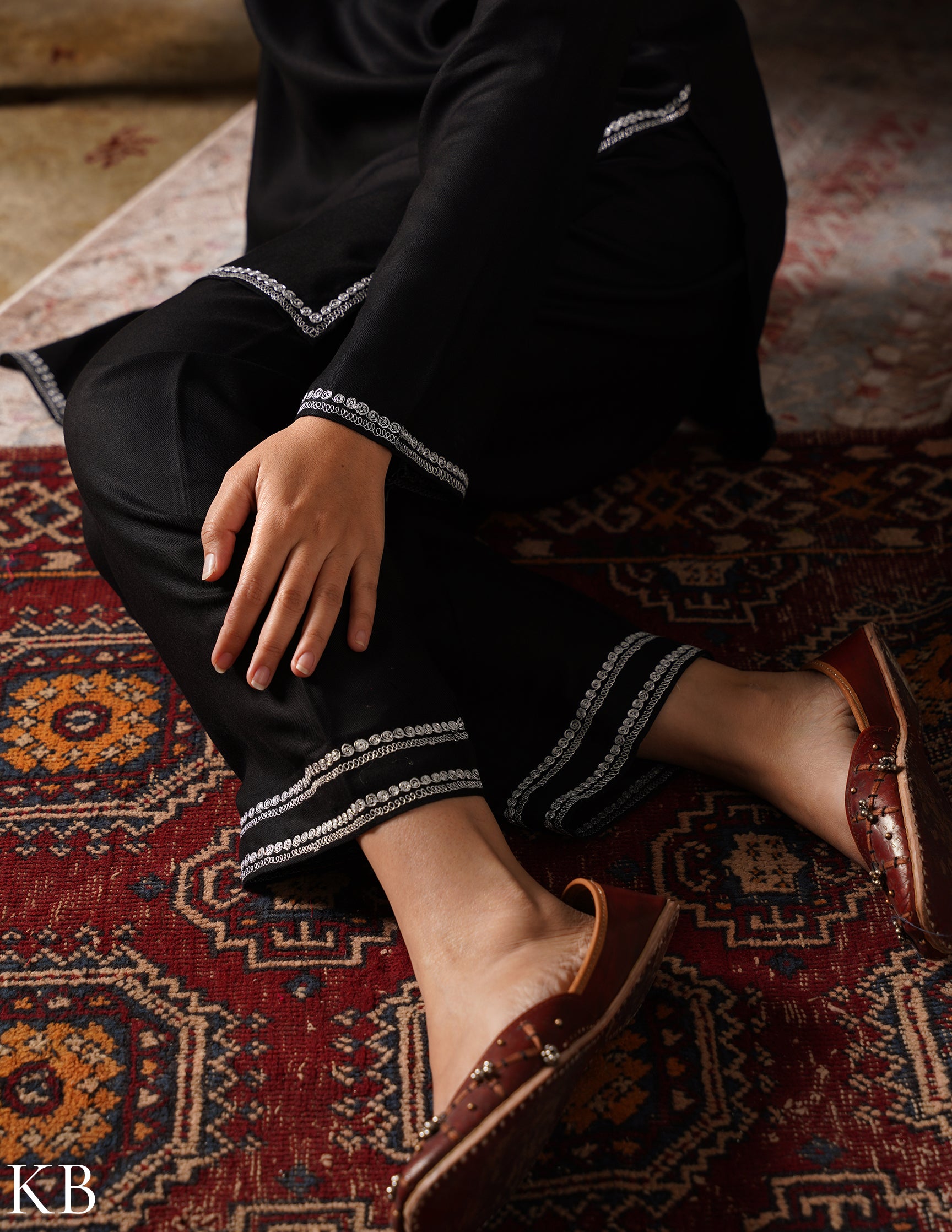 Kashmiri Silver Boti Tilla Embroidered Woollen Coordset – Black | Handcrafted Heritage - Kashmir Box