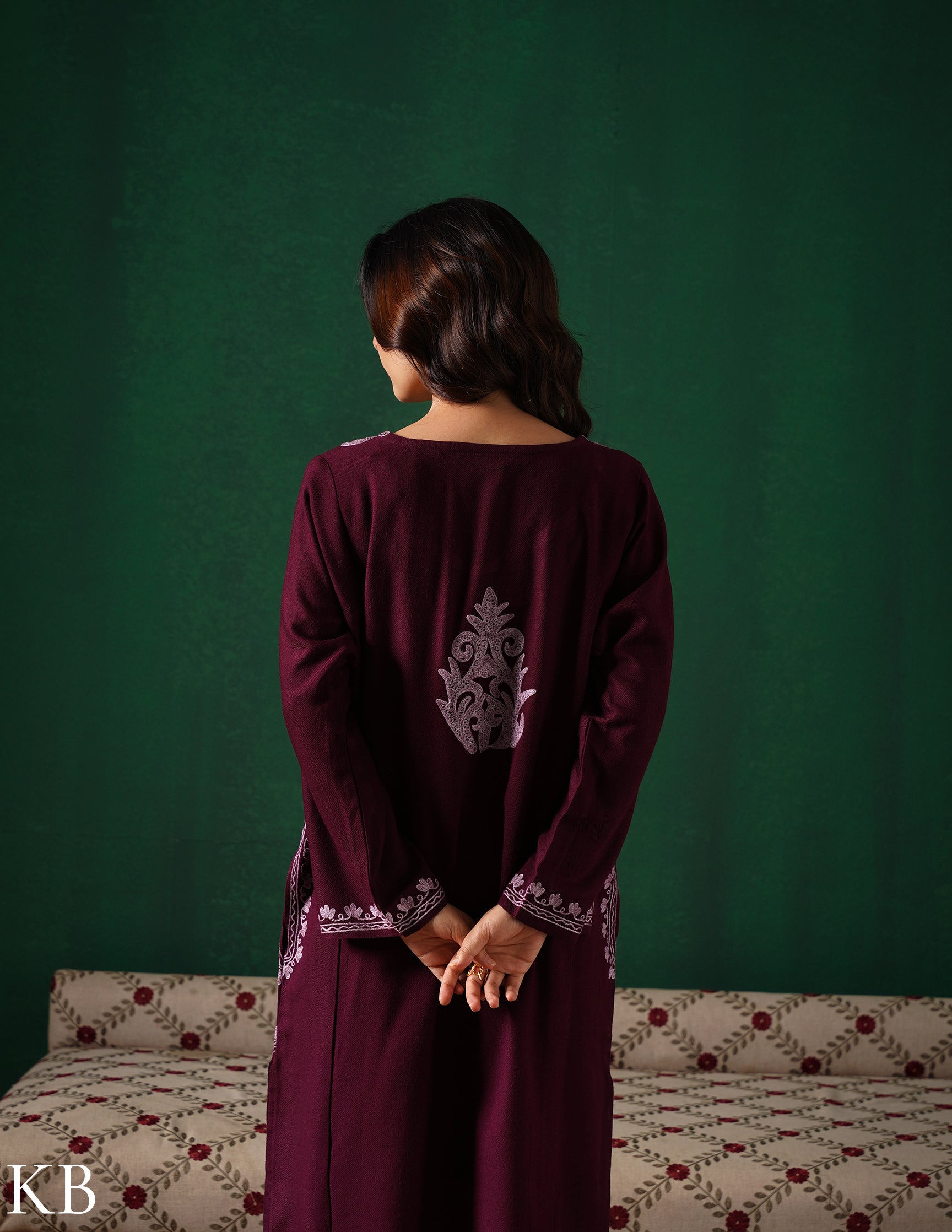 Kashmiri Light Purple Aari Embroidered Woollen Phiran – Wine | Timeless Winter Wear - Kashmir Box