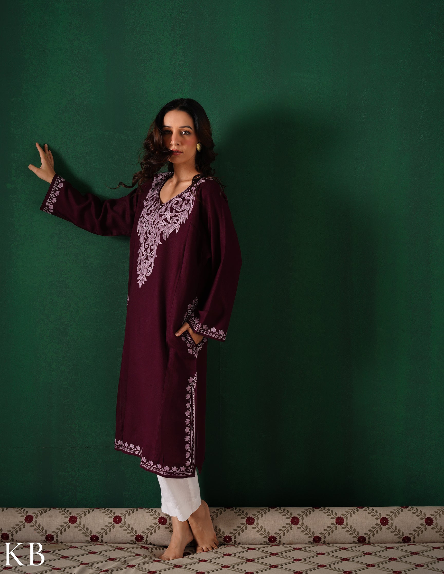 Kashmiri Light Purple Aari Embroidered Woollen Phiran – Wine | Timeless Winter Wear - Kashmir Box