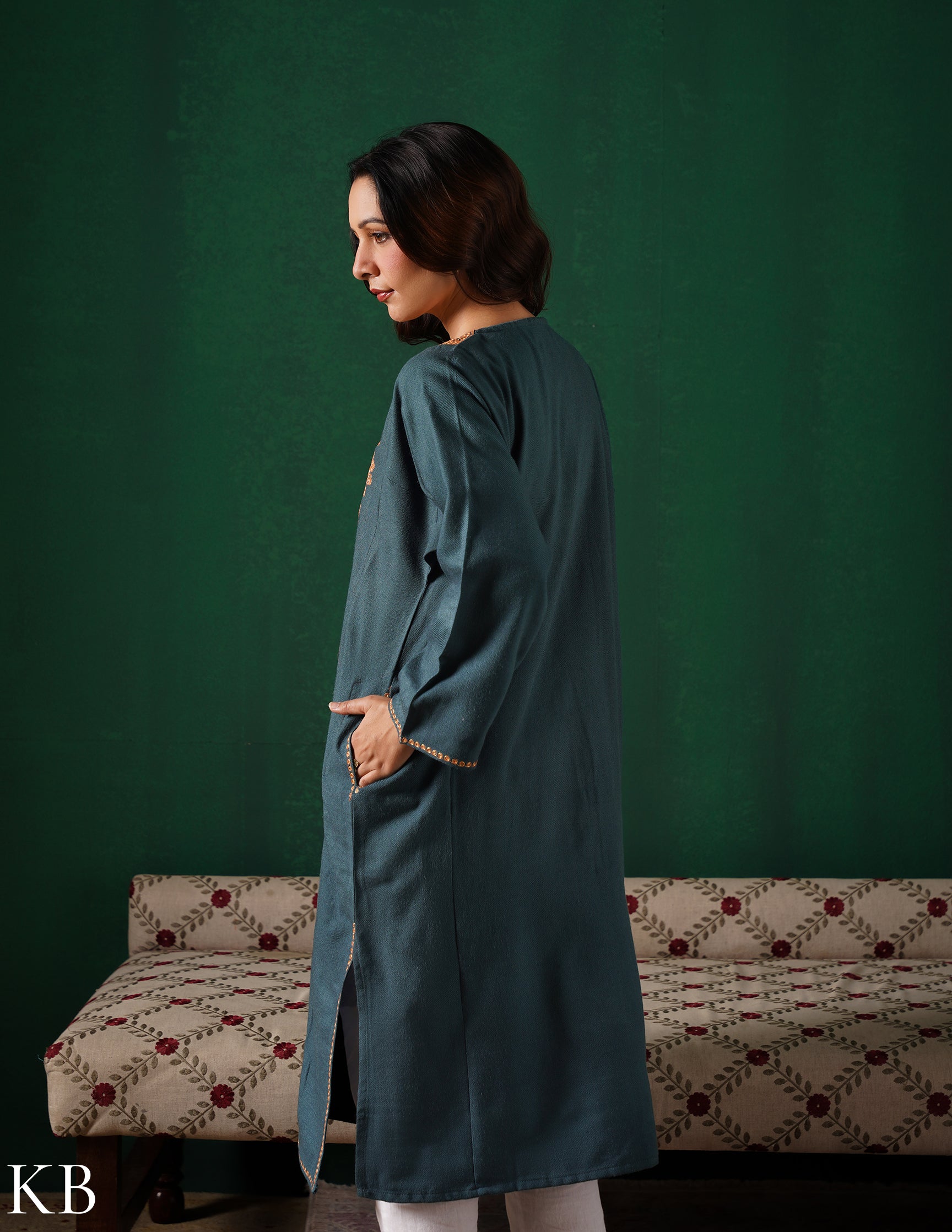 Kashmiri Golden Boti Tilla Embroidered Woollen Phiran – Grey | Handcrafted Heritage - Kashmir Box