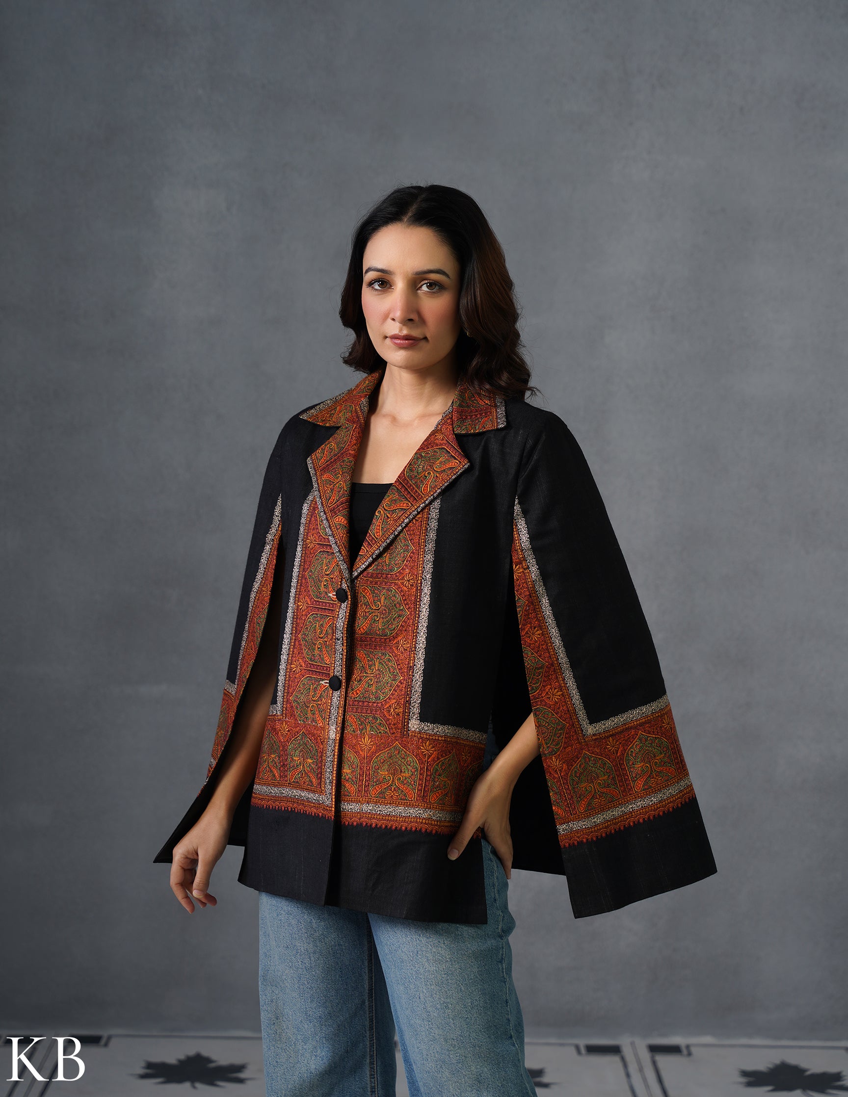 Nayaab Kashmiri Sozni Embroidered Woollen Jacket – Black - Kashmir Box