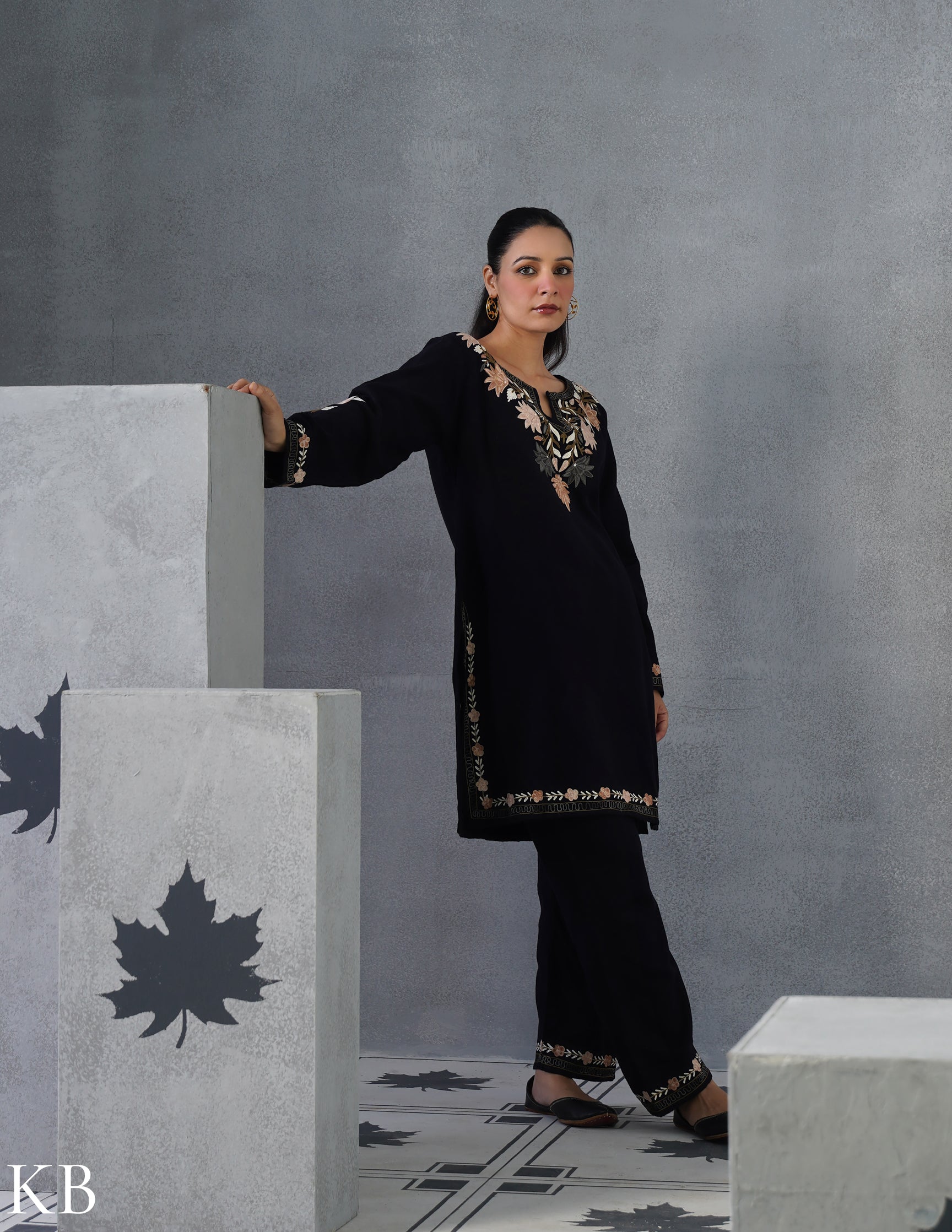 Kashmiri Aari Embroidered Woollen Coordset – Black - Kashmir Box